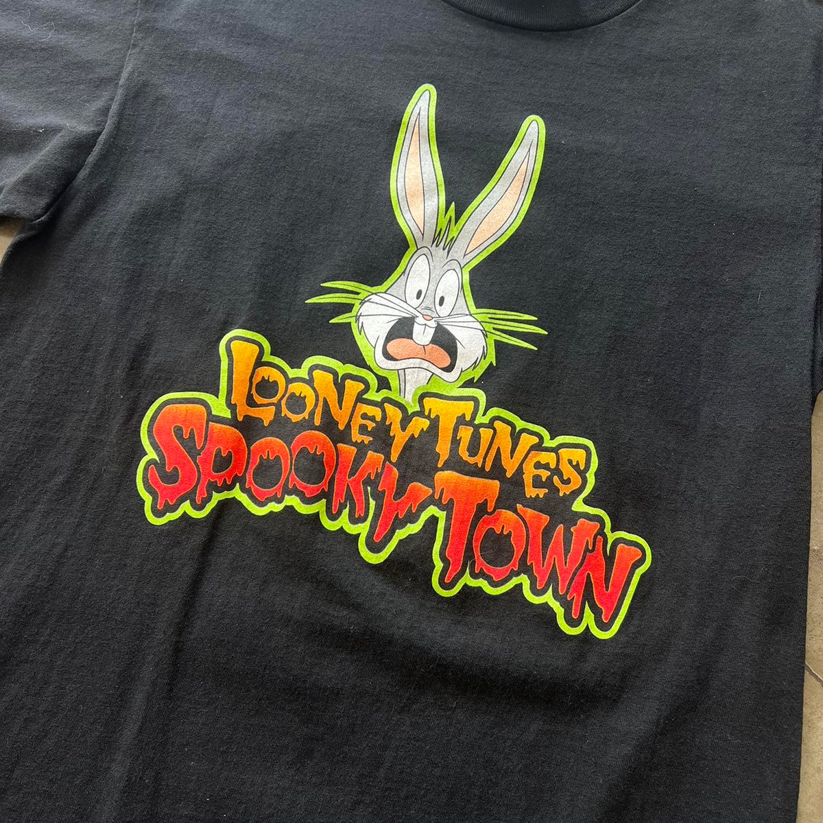Six Flags Looney Tunes Fright Fest Halloween Tee