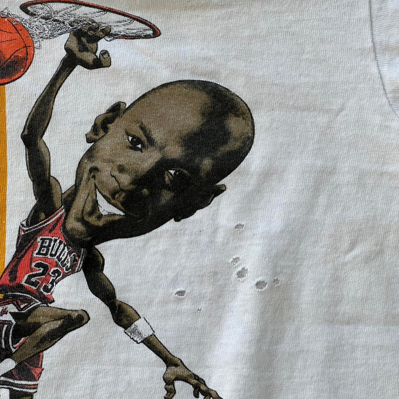 Pass and Pippen Chicago Bulls Tee