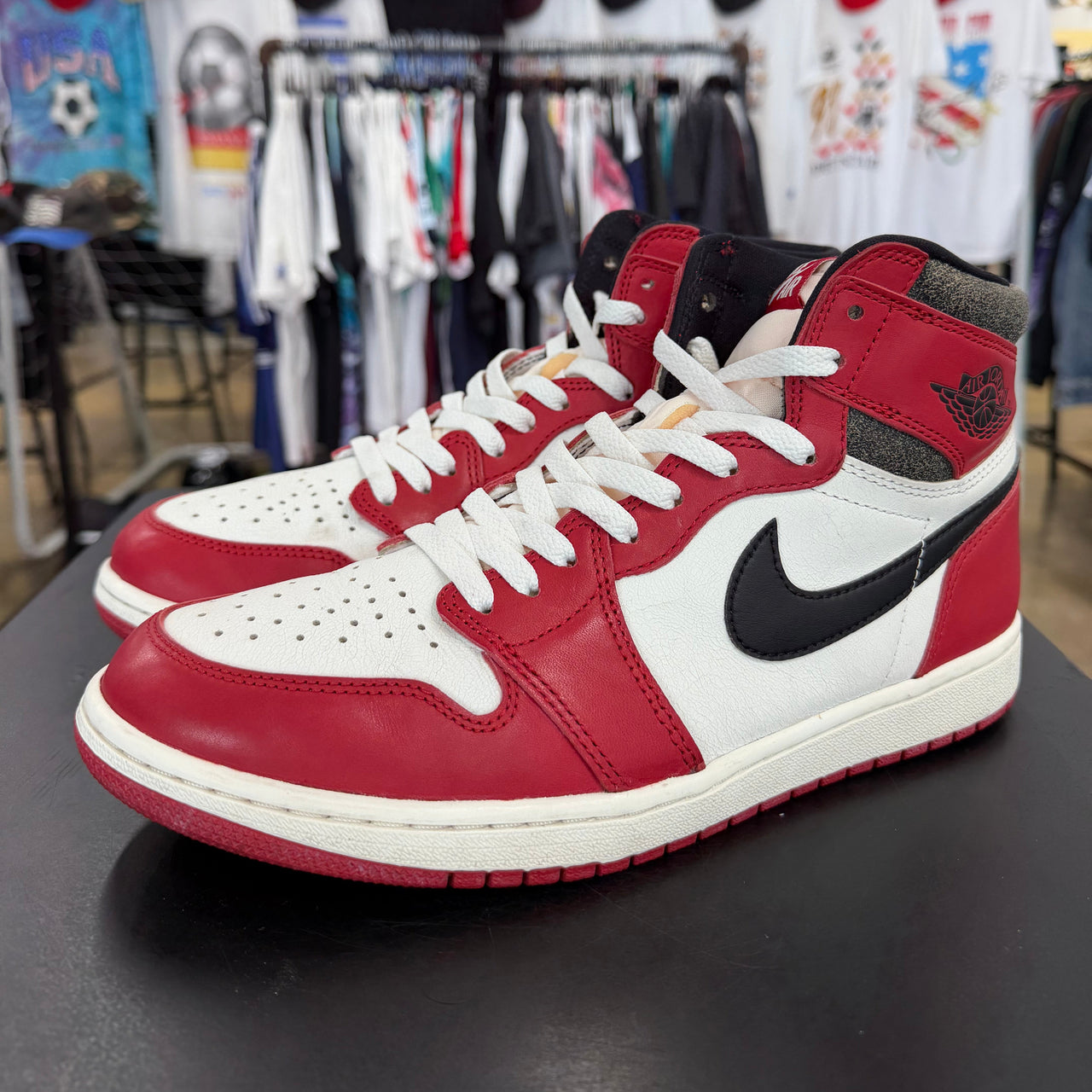 Air Jordan 1 Chicago Lost and Found (2022)