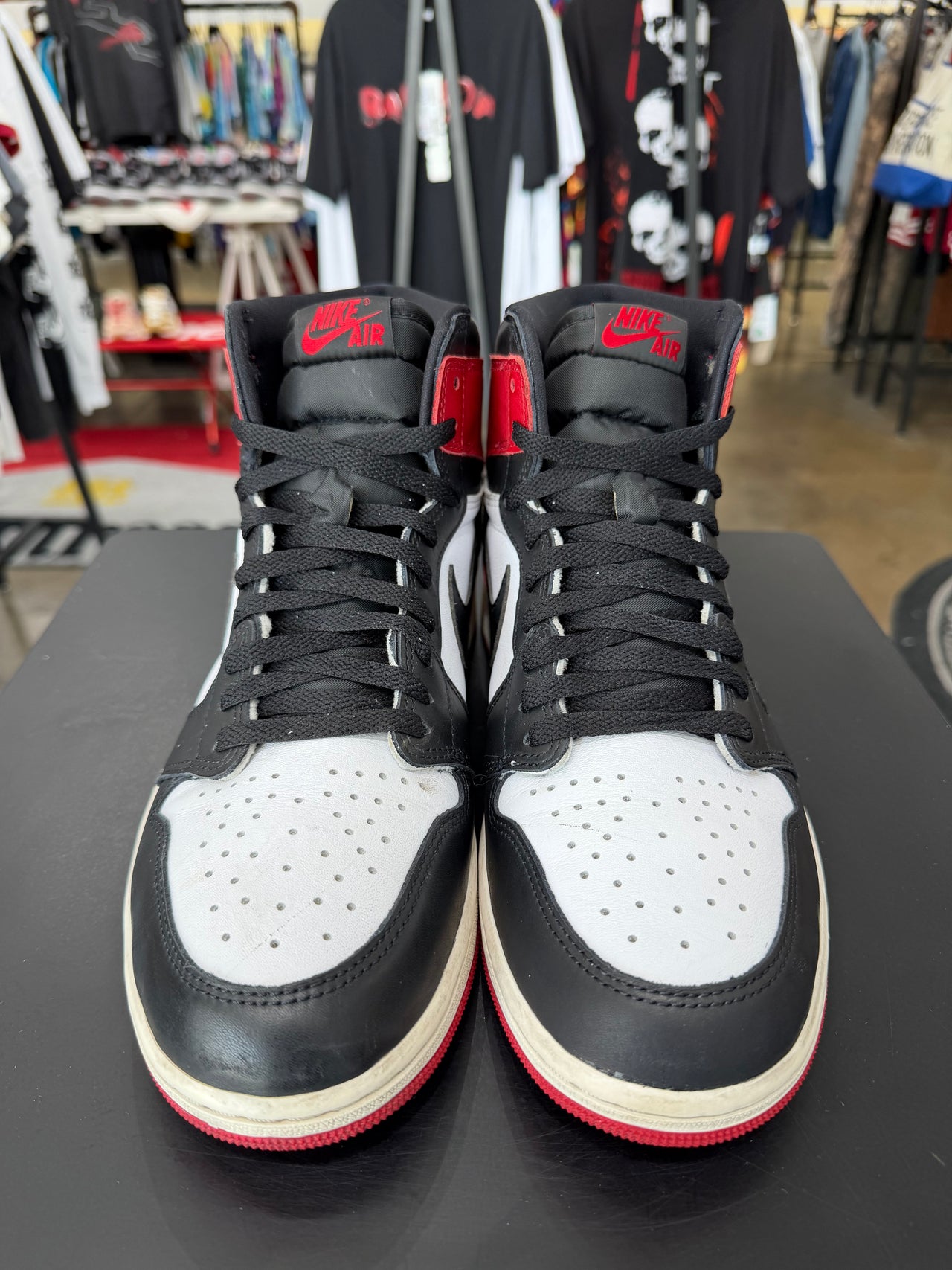 Air Jordan 1 Retro High Black Toe Reimagined (2025)