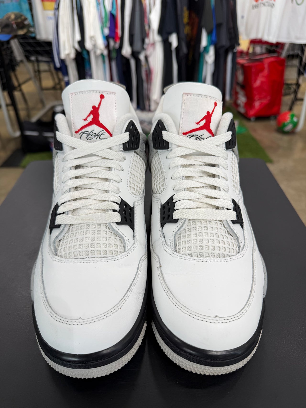 Air Jordan 4 White Cement (2025)
