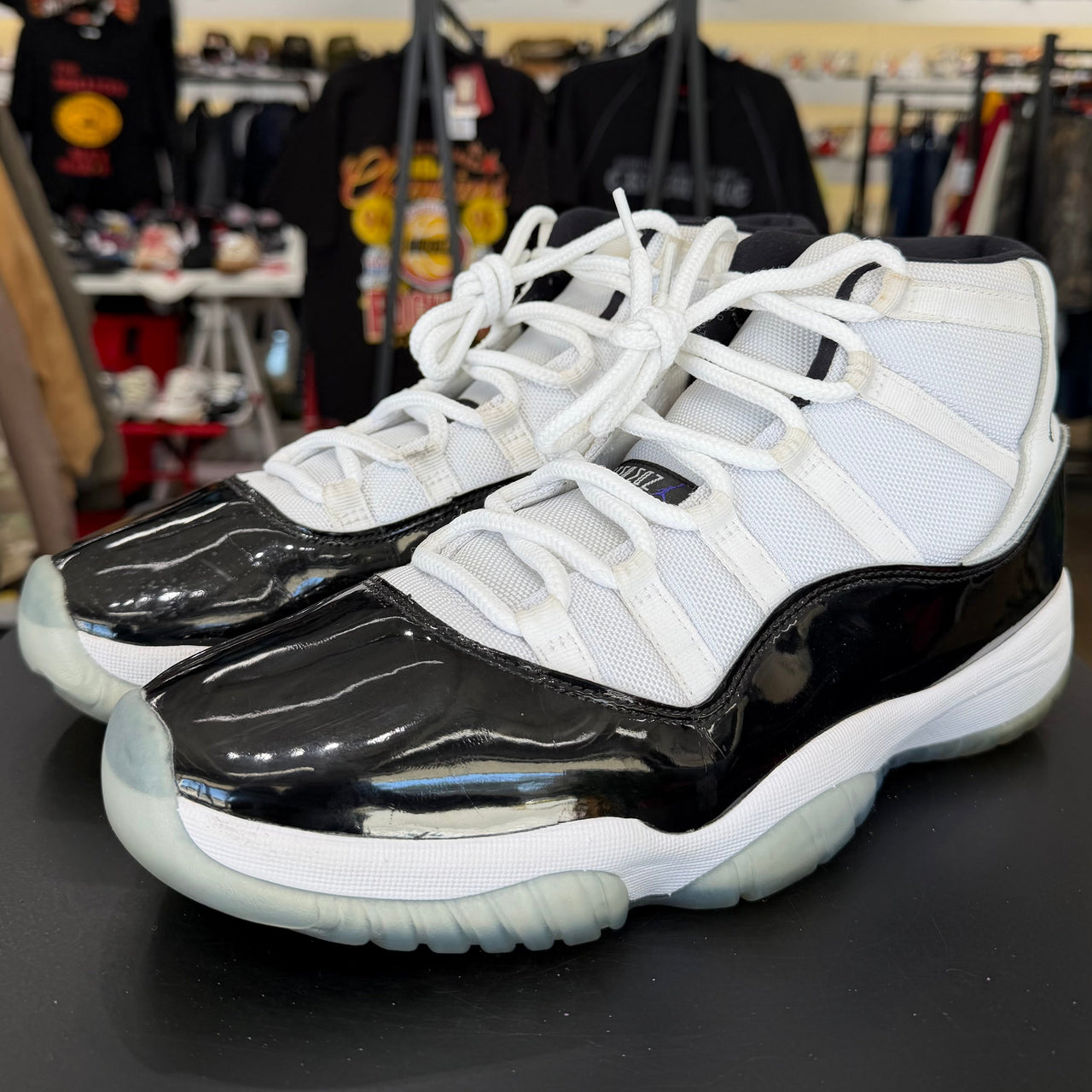 Air Jordan 11 Concord (2018)