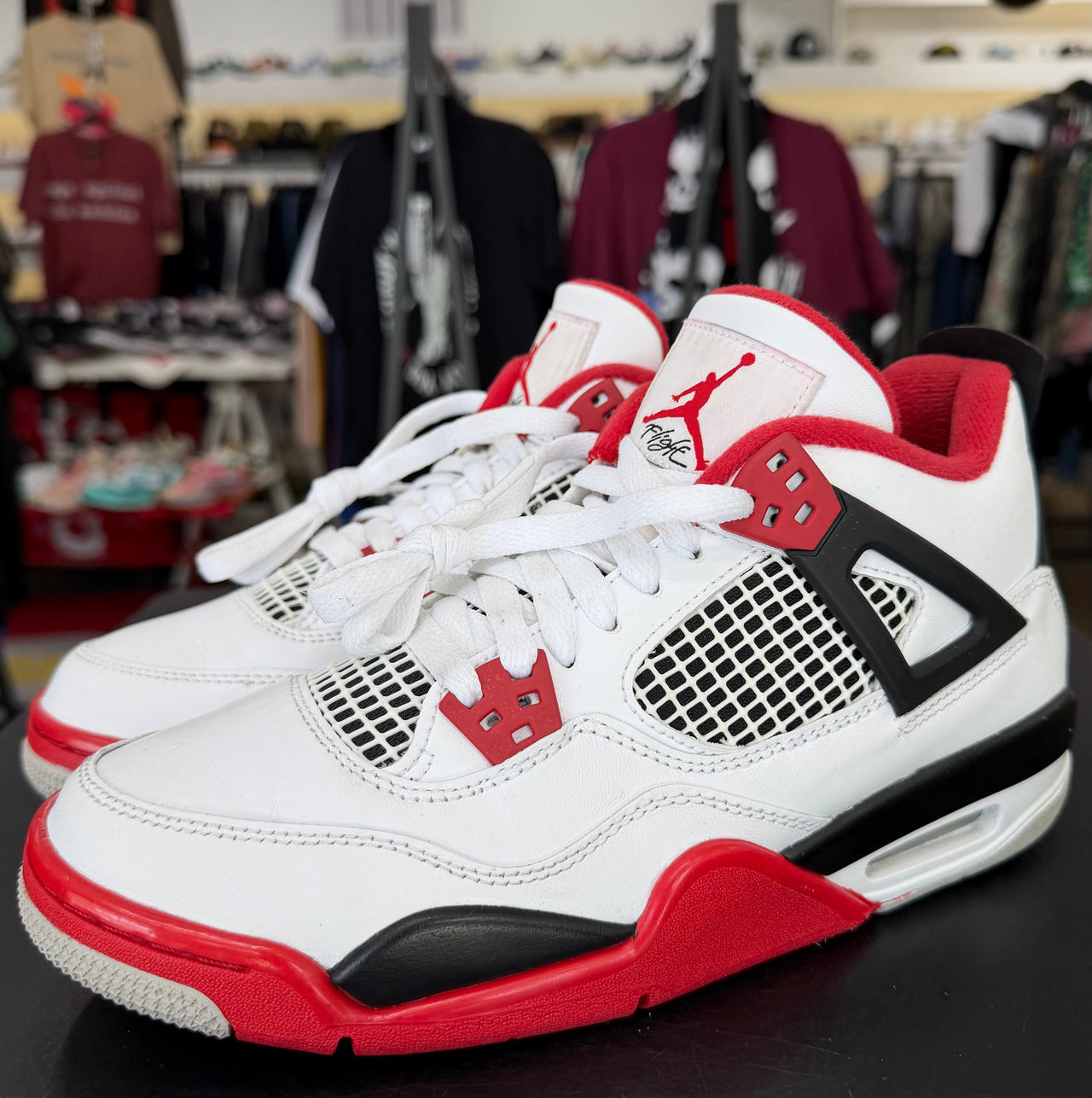 Air Jordan 4 Fire Red (2020)