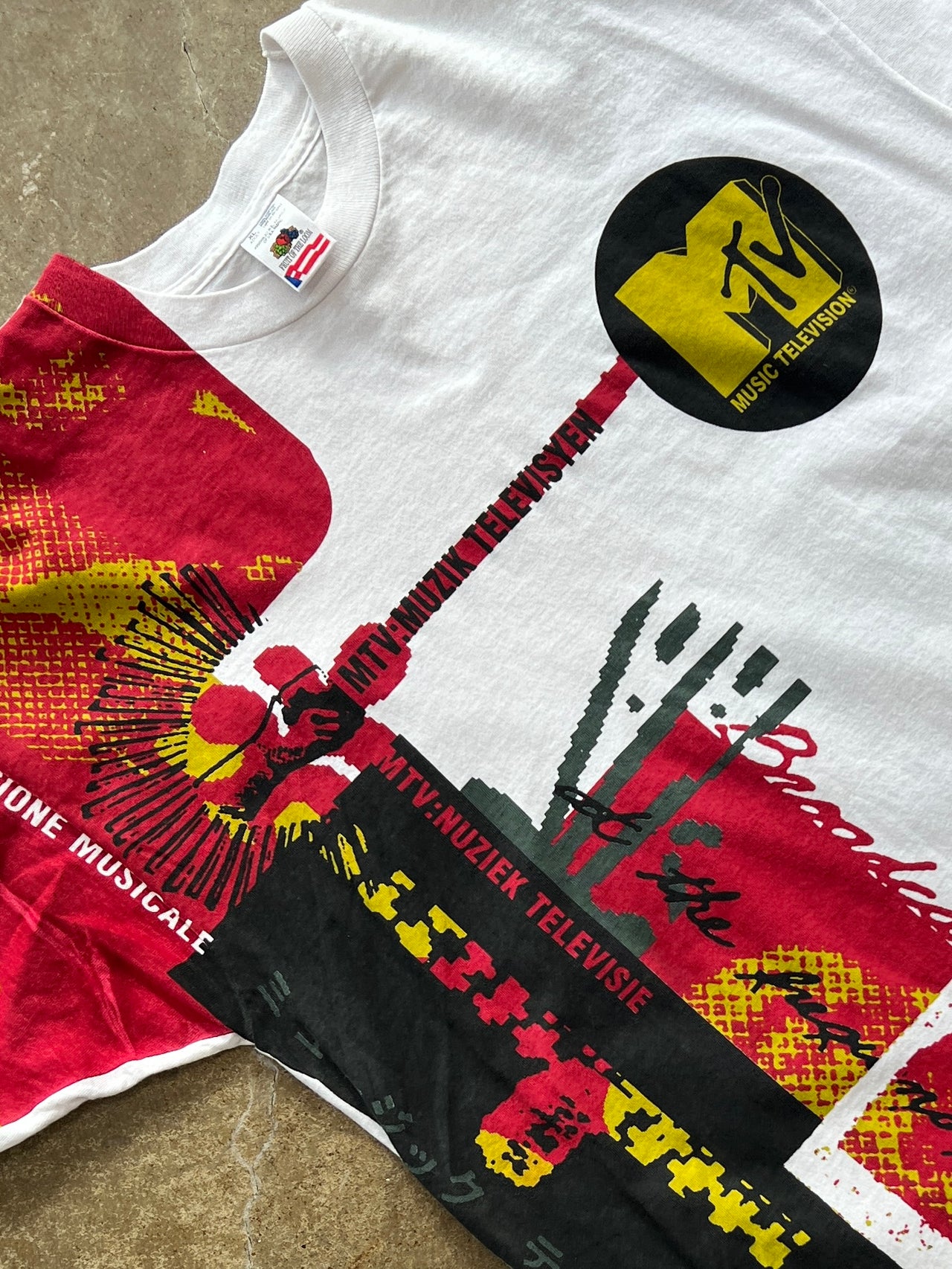 90s MTV AOP Musik Fernsehen Single Stitch Tee