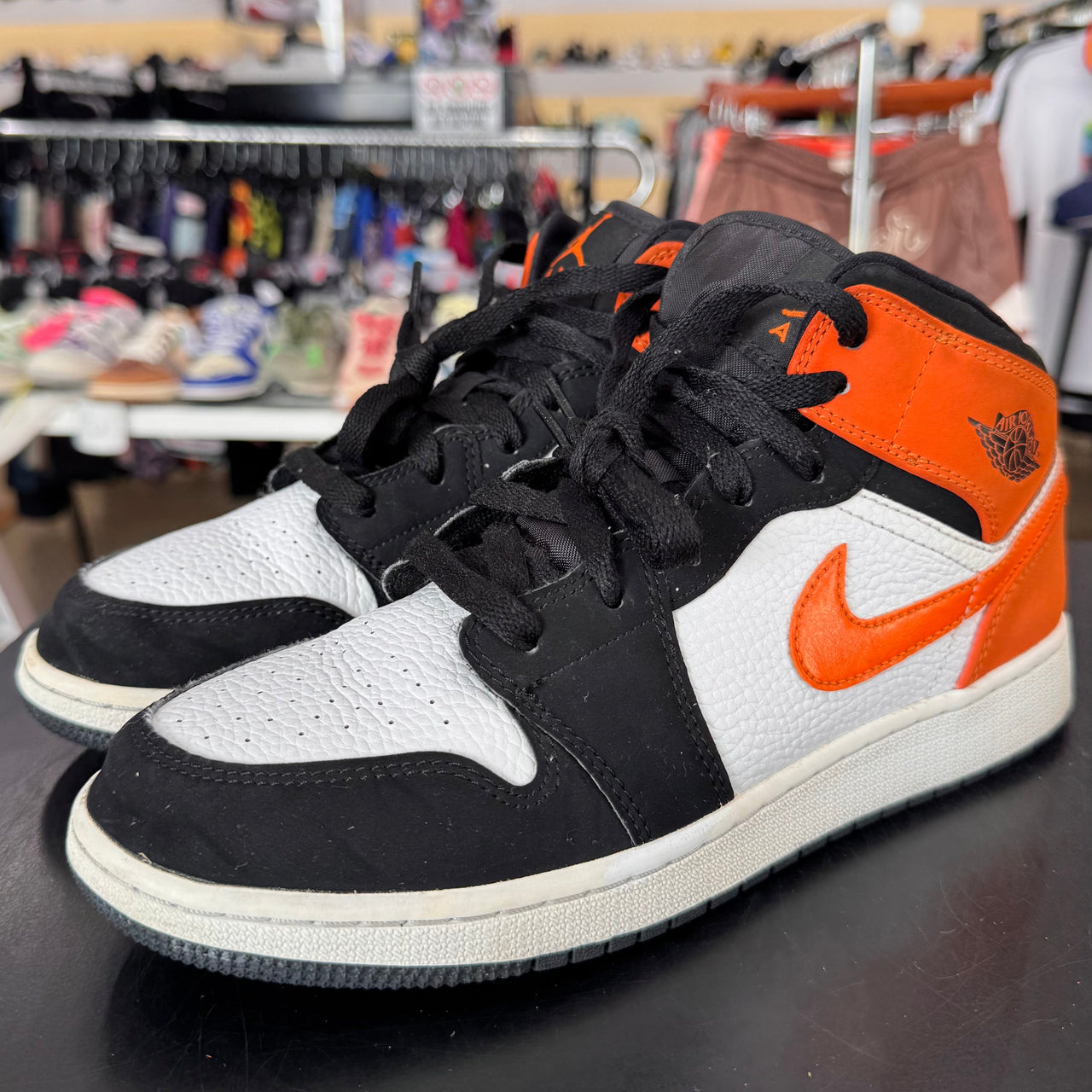 Air Jordan 1 Mid Shattered Backboard (2019)