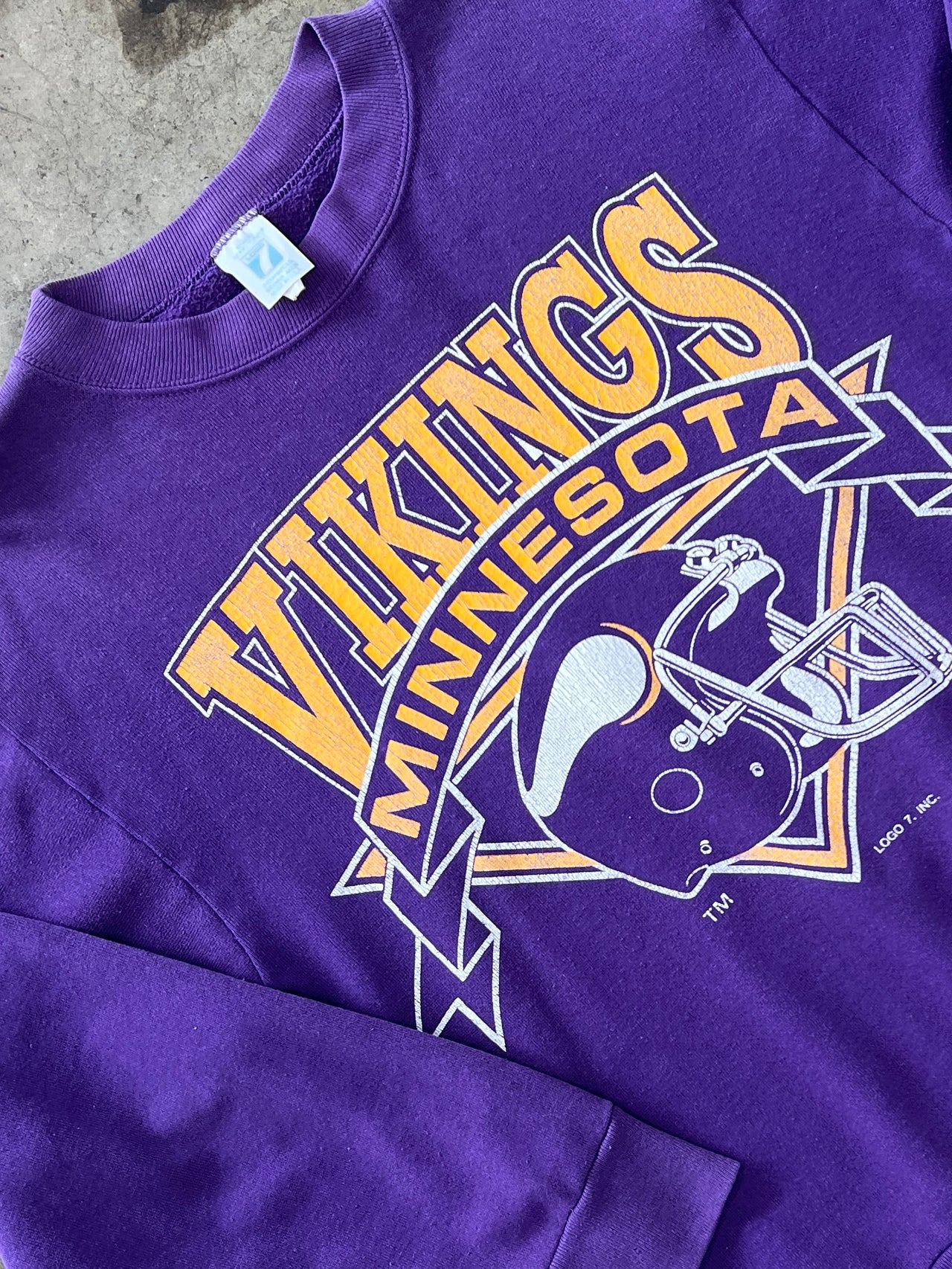 NFL 80s Minnesota Vikings Logo 7 Crewneck
