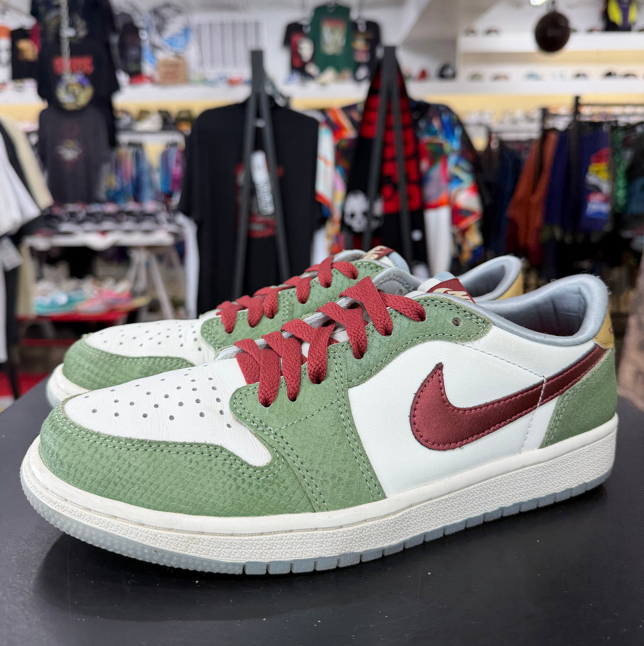 Jordan 1 Low Year of the Dragon (2024)