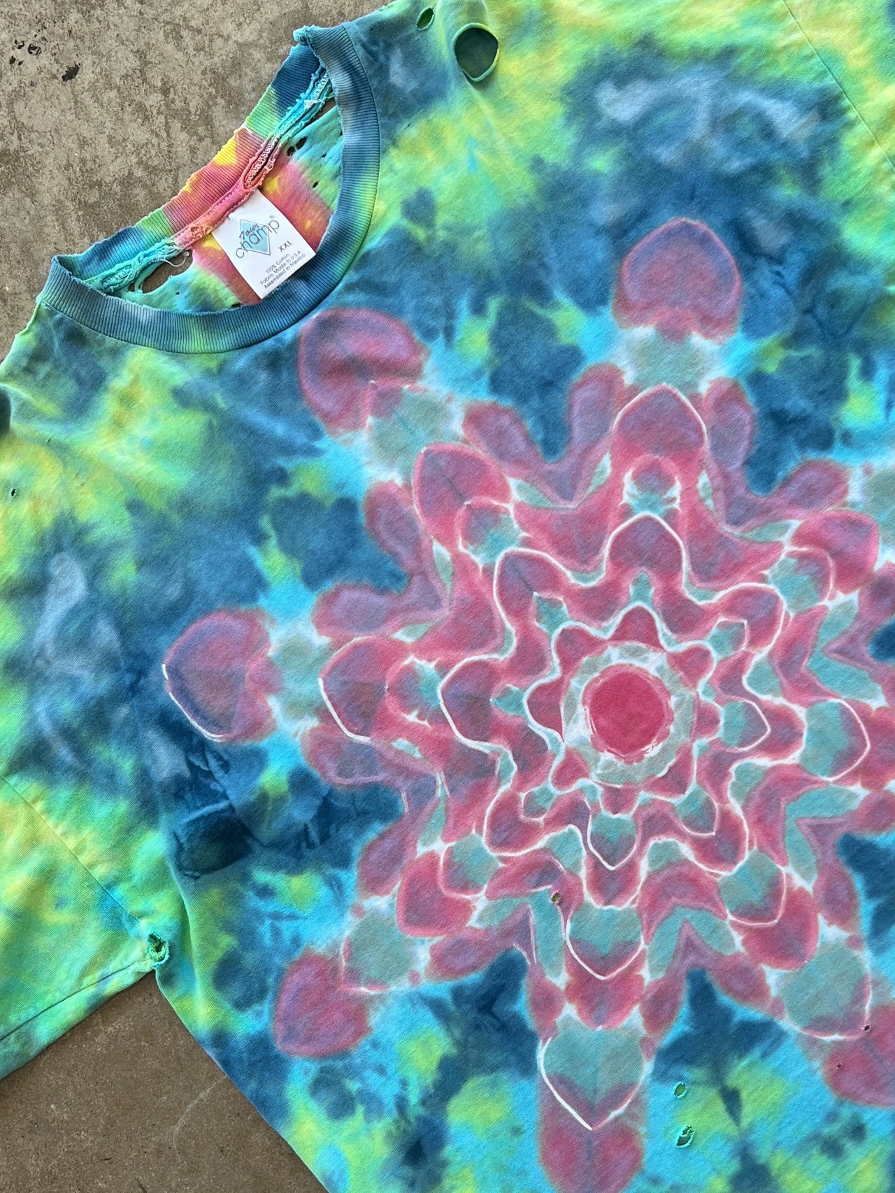 90s Thrashed Tie Dye Patterned Tee
