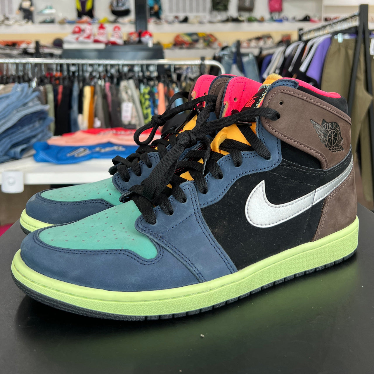 Air Jordan 1 Tokyo Biohack