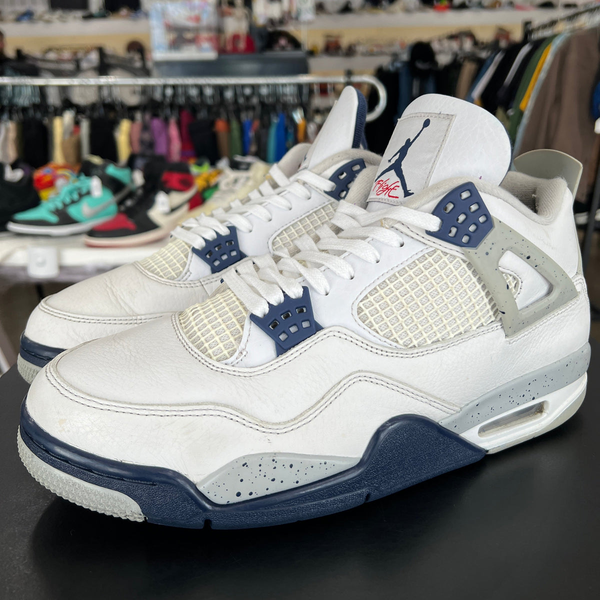 Air Jordan 4 Midnight Navy (2022)