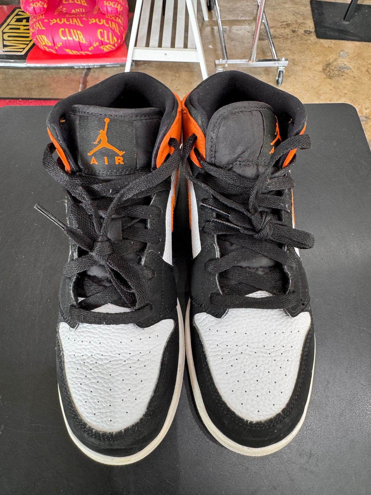 Air Jordan 1 Mid Shattered Backboard (2019)