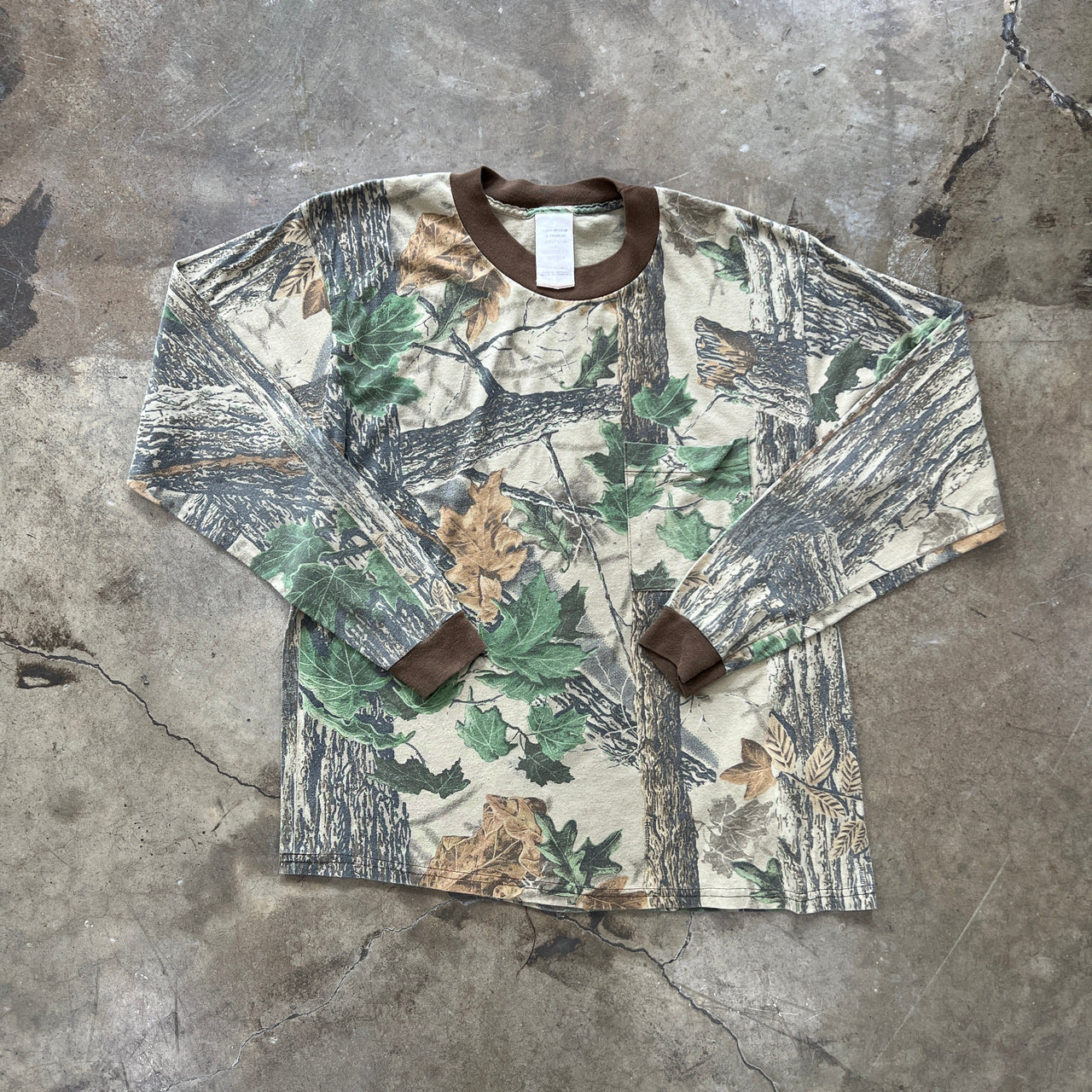 Realwood Camo Pocket Long Sleeve Tee