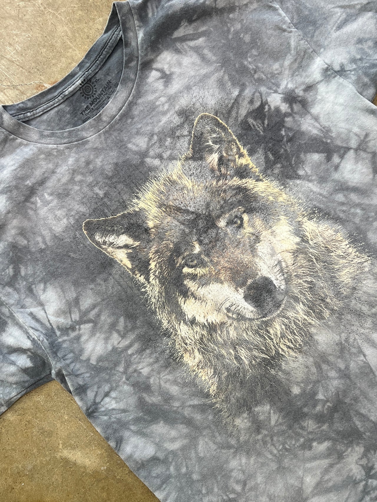 Dyed Nature Wolf Portrait Tee