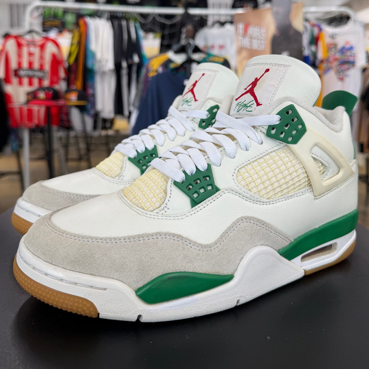 Air Jordan 4 SB Pine Green (2023)