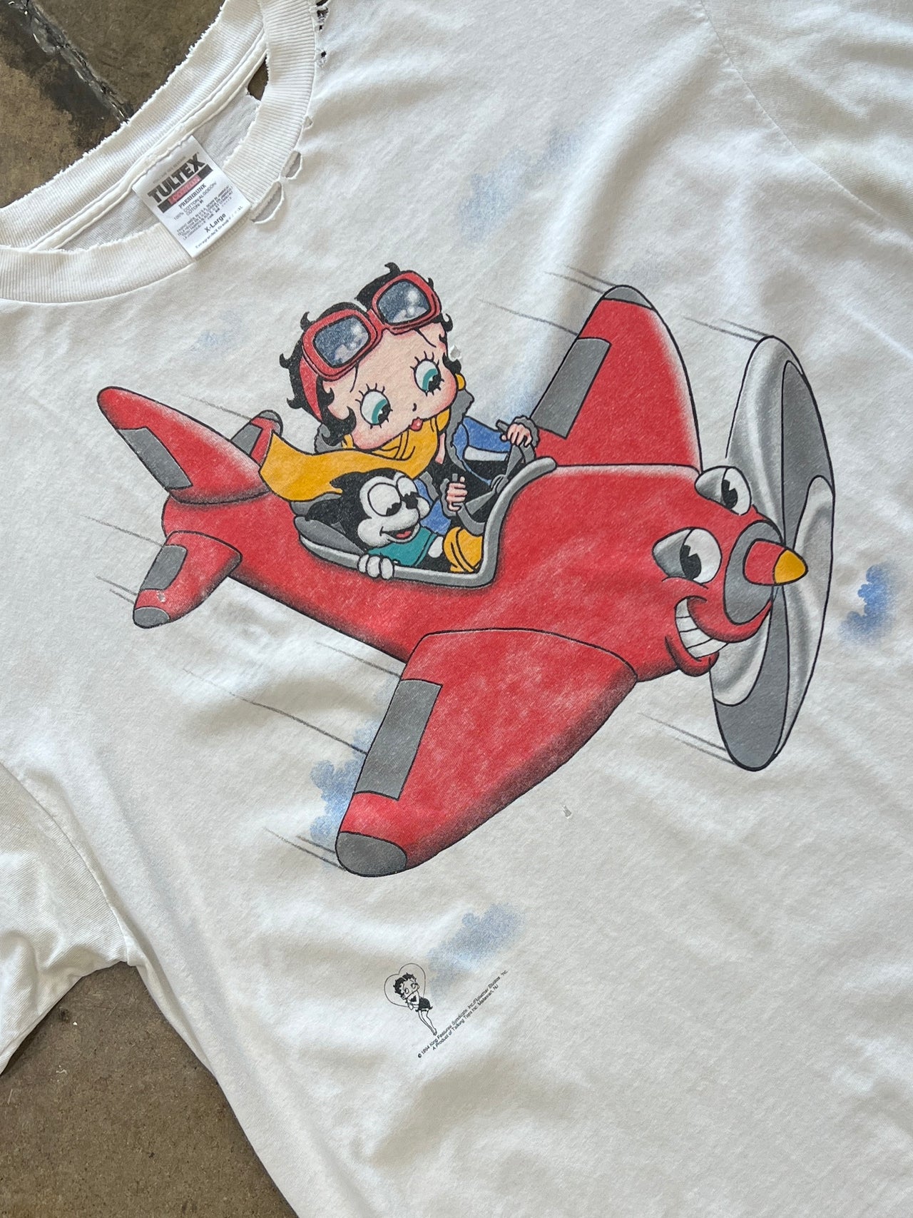 1994 Betty Boop Airplane Tultex Thrashed Tee