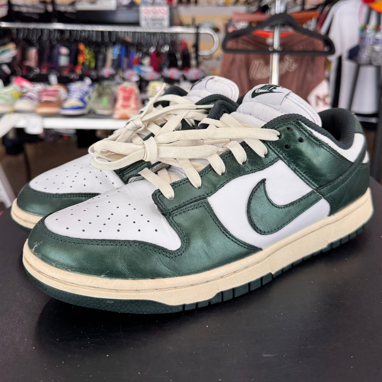 Nike Dunk Low Vintage Green (2021)