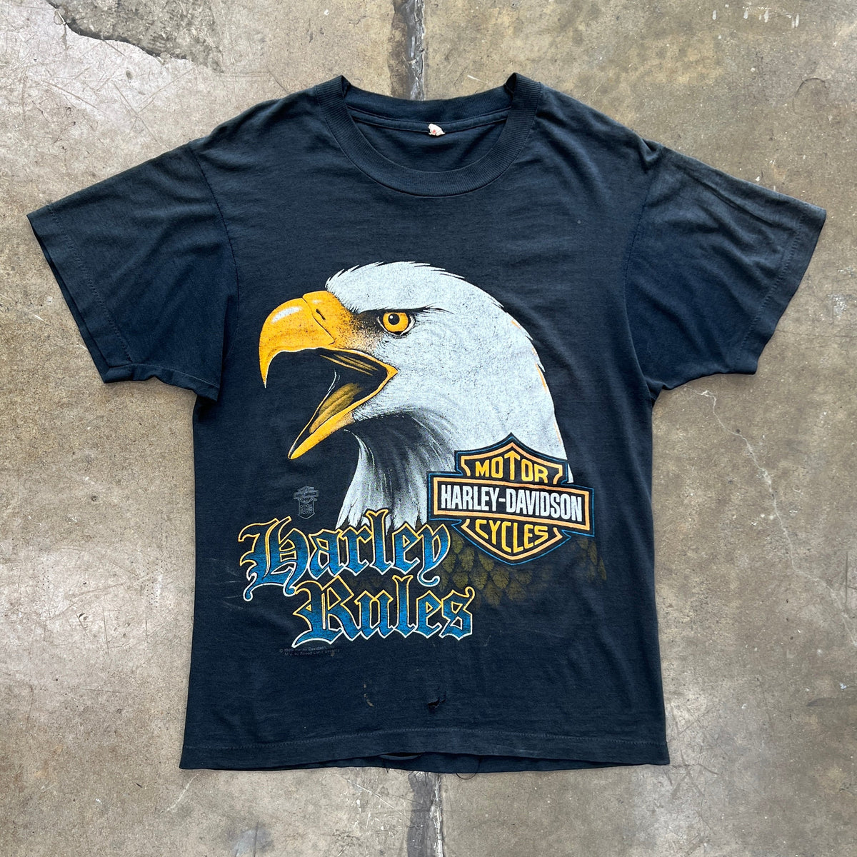 1989 Harley Davidson Eagle Paper Thin 3D Emblem style Tee