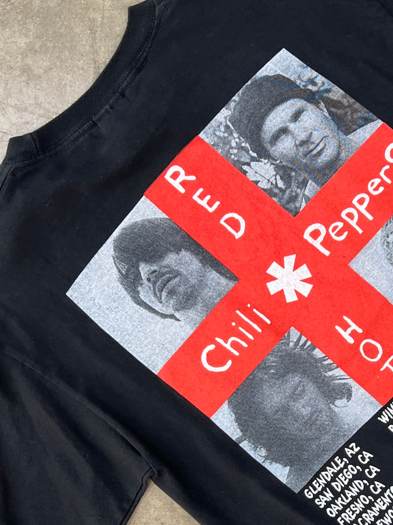 2006 Red Hot Chili Peppers Boot Band Tour Tee