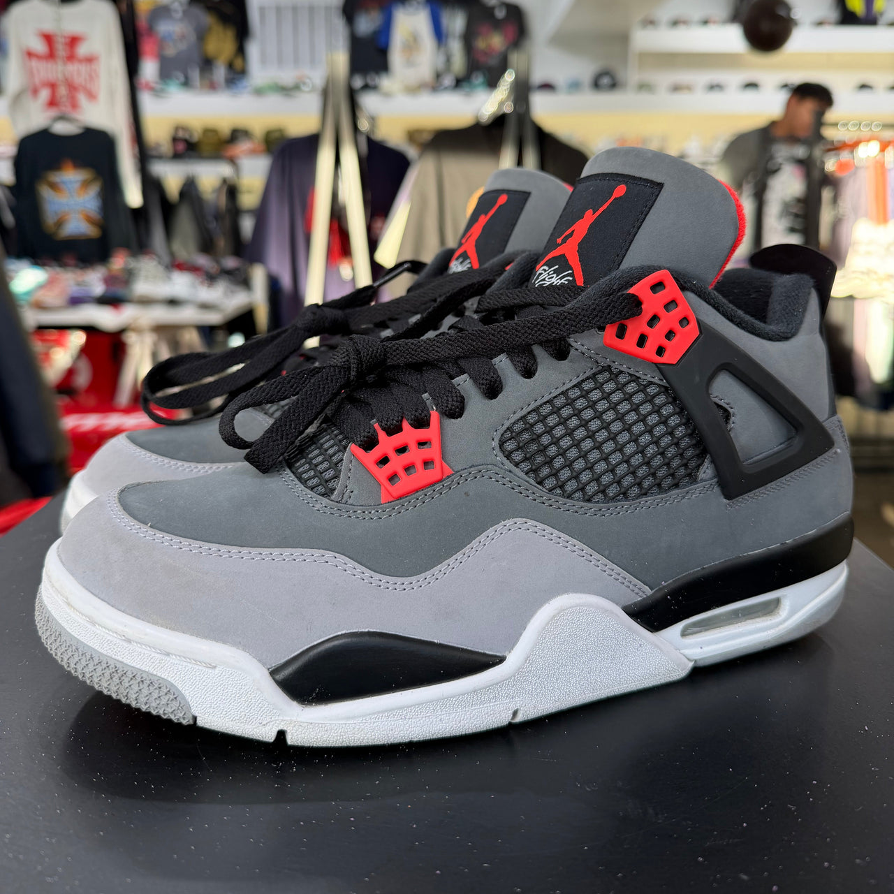 Air Jordan 4 Infrared (2022)