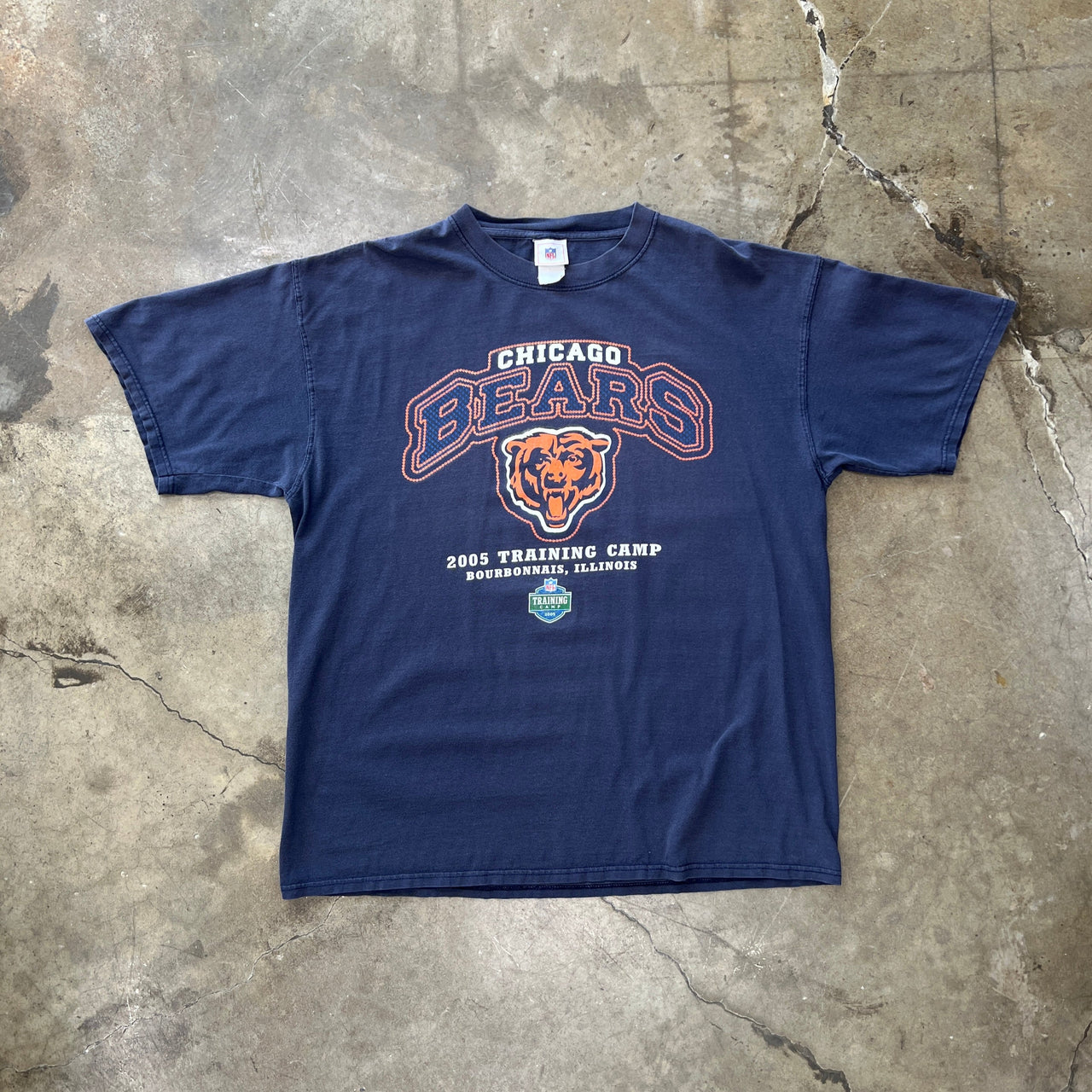 2005 Y2K NFL Traning Camp Chicago Bears Football Tee