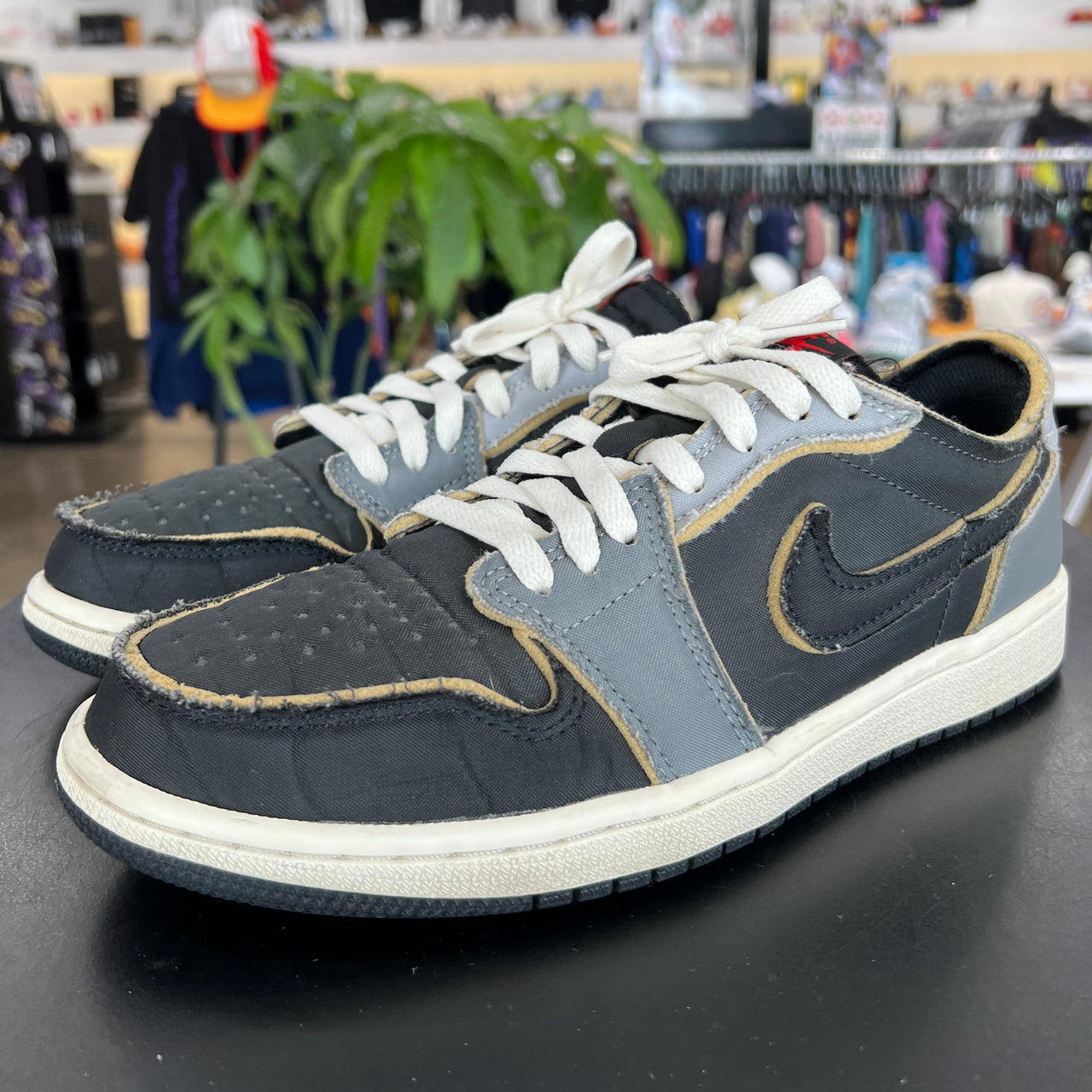 Air Jordan 1 Low Black Smoke Grey (2022)
