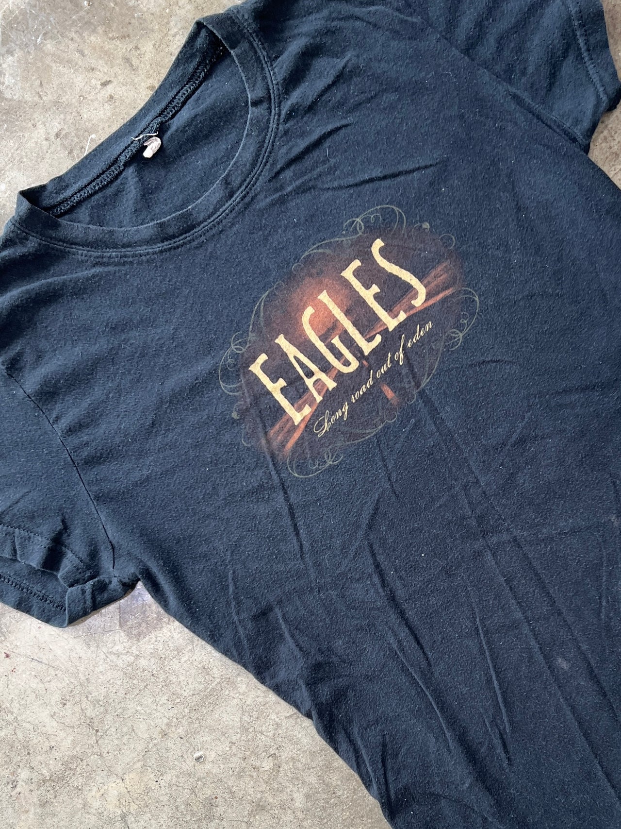 2008 Eagles Long Road Out of Eden Tour w Tee
