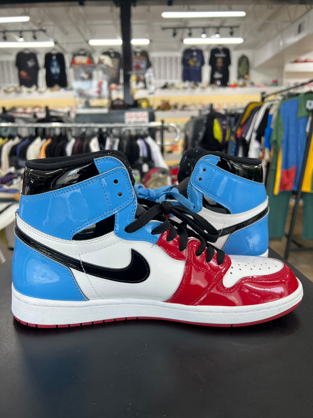 Air Jordan 1 Fearless UNC Chicago (2019)