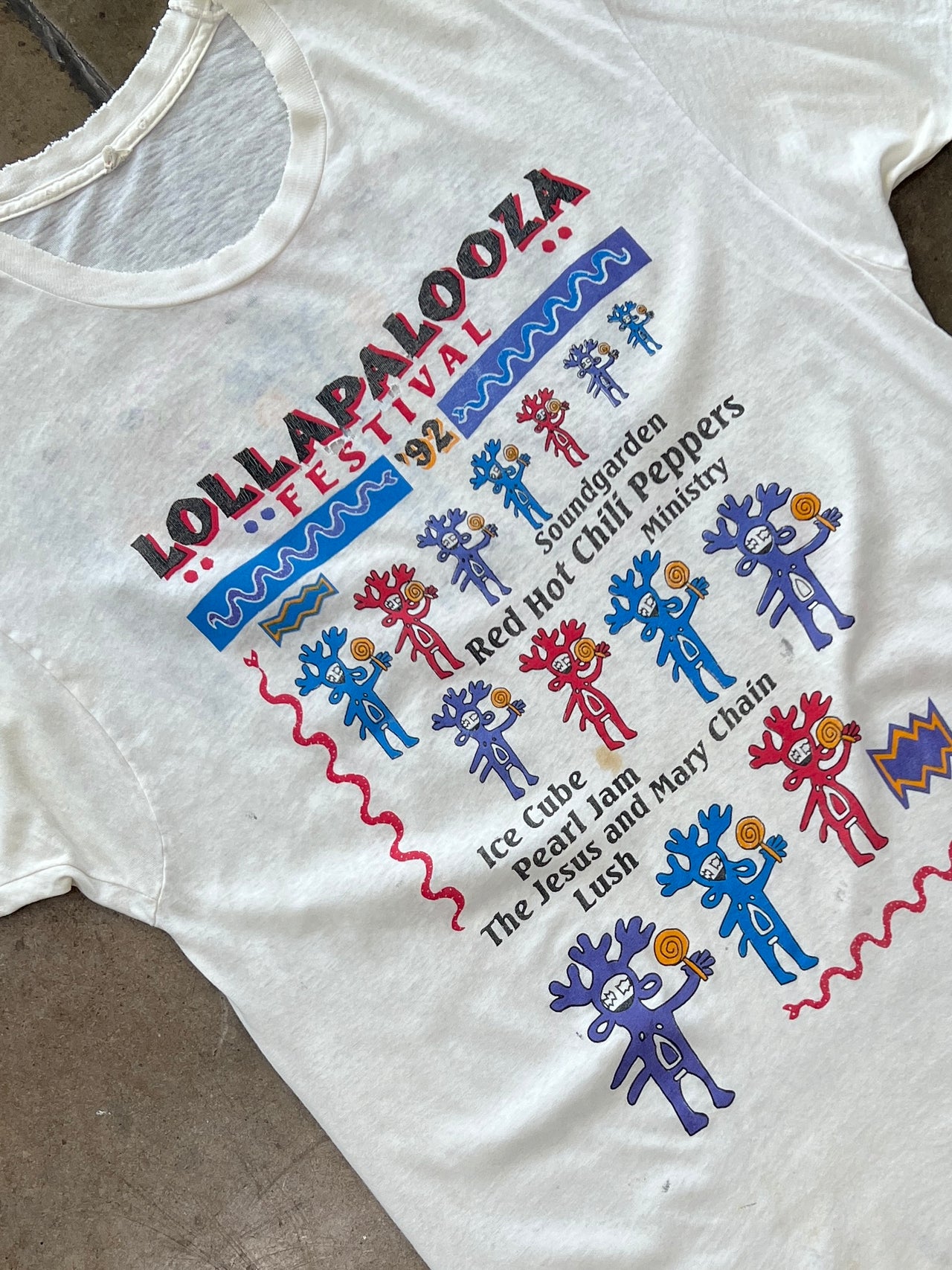 1992 Lollapalooza Soundgarden Red Hot Chili Peppers Music Festival Band Tee