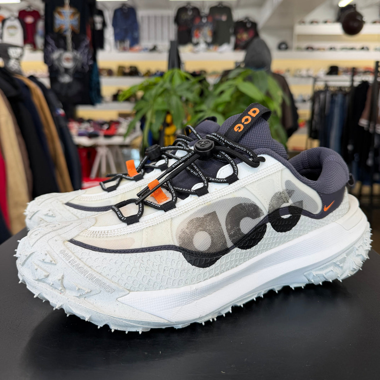 Nike ACG Low White Bright Mandarin (2023)