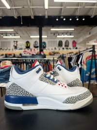 Air Jordan 3 True Blue