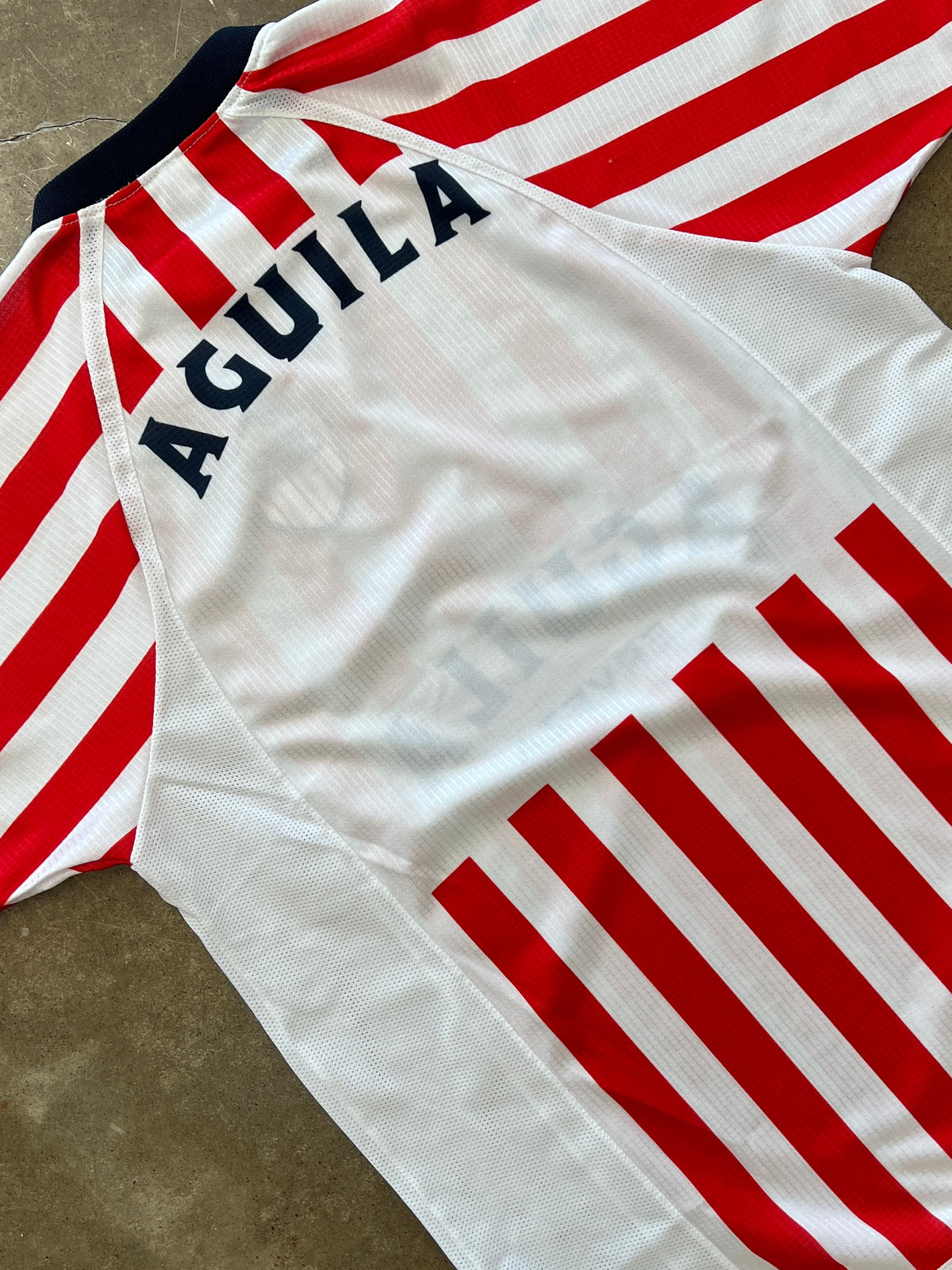 Aguila Cerveza Junior Fútbol Soccer Jersey XL