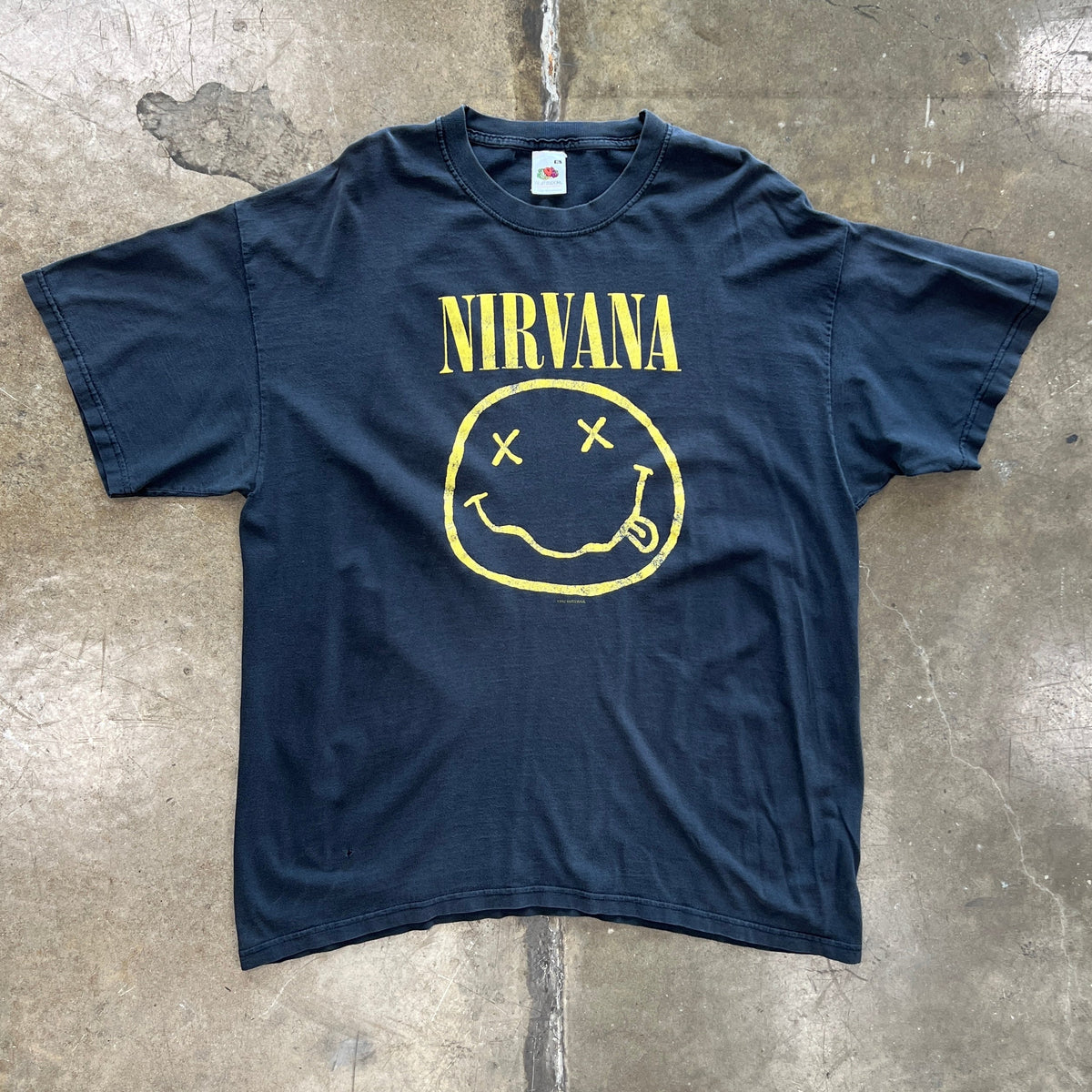 2000s Nirvana Smiley Corporate Rock Tee