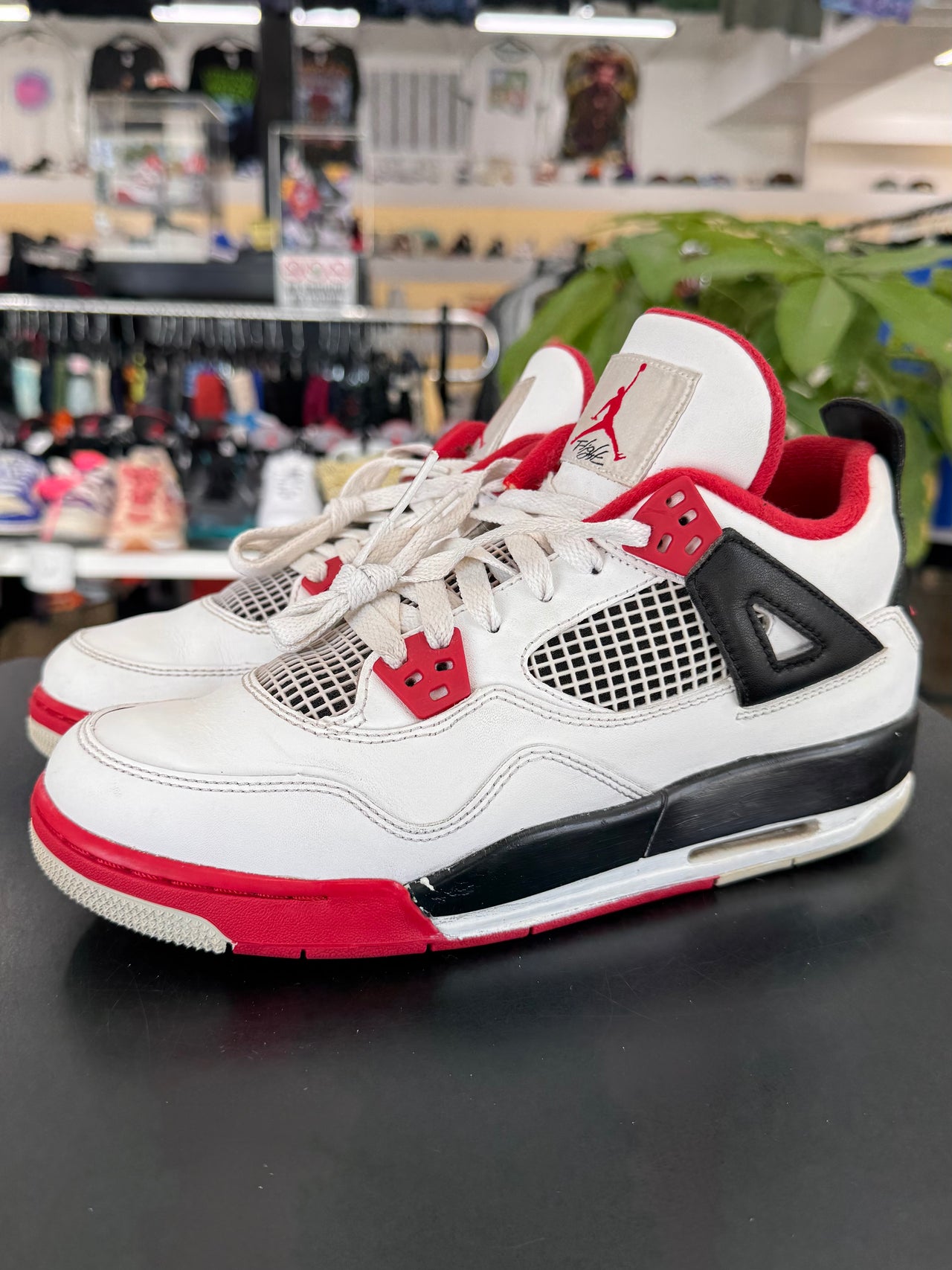 Air Jordan 4 Fire Red (2012)