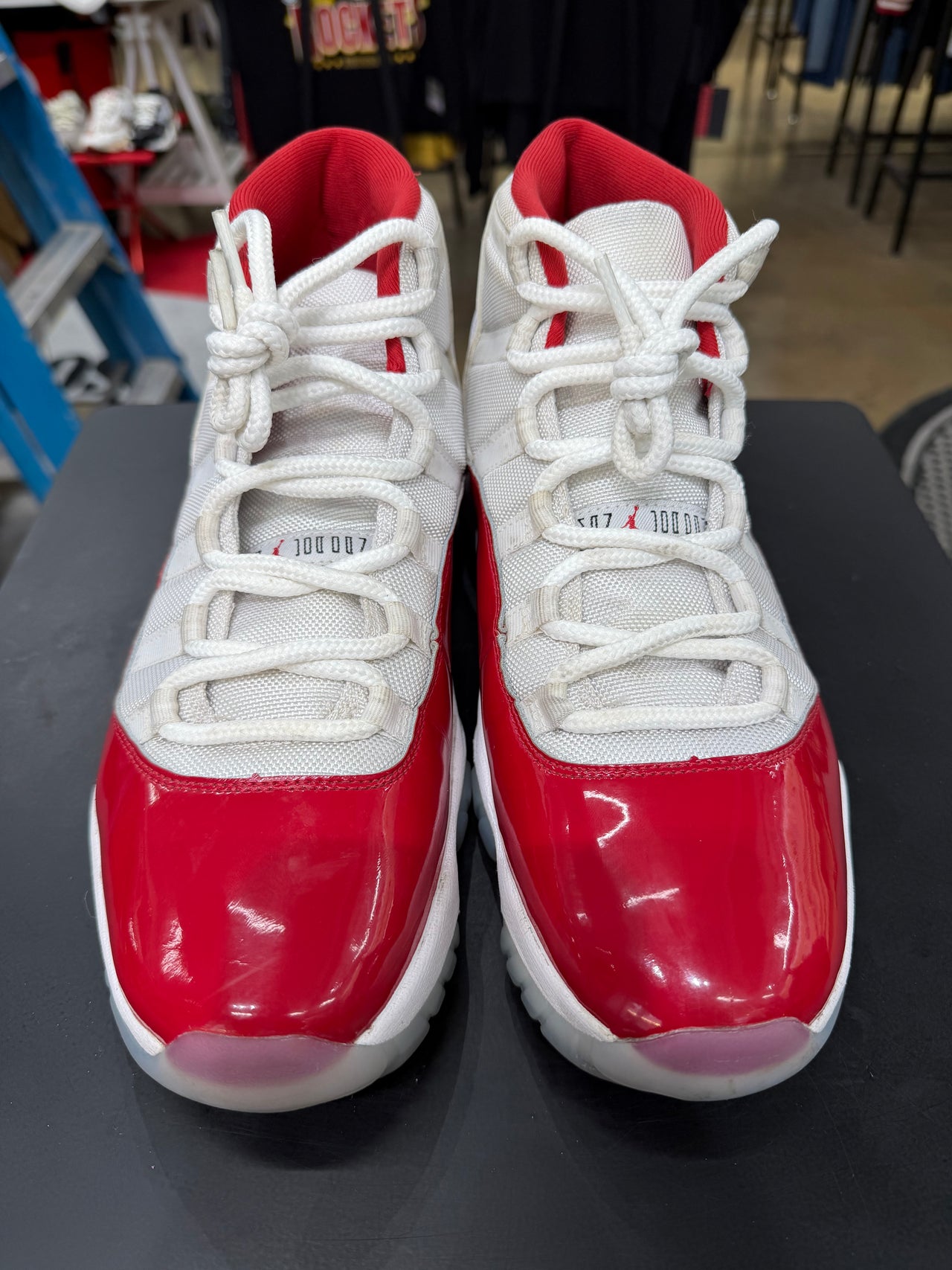 Air Jordan 11 Cherry (2022)
