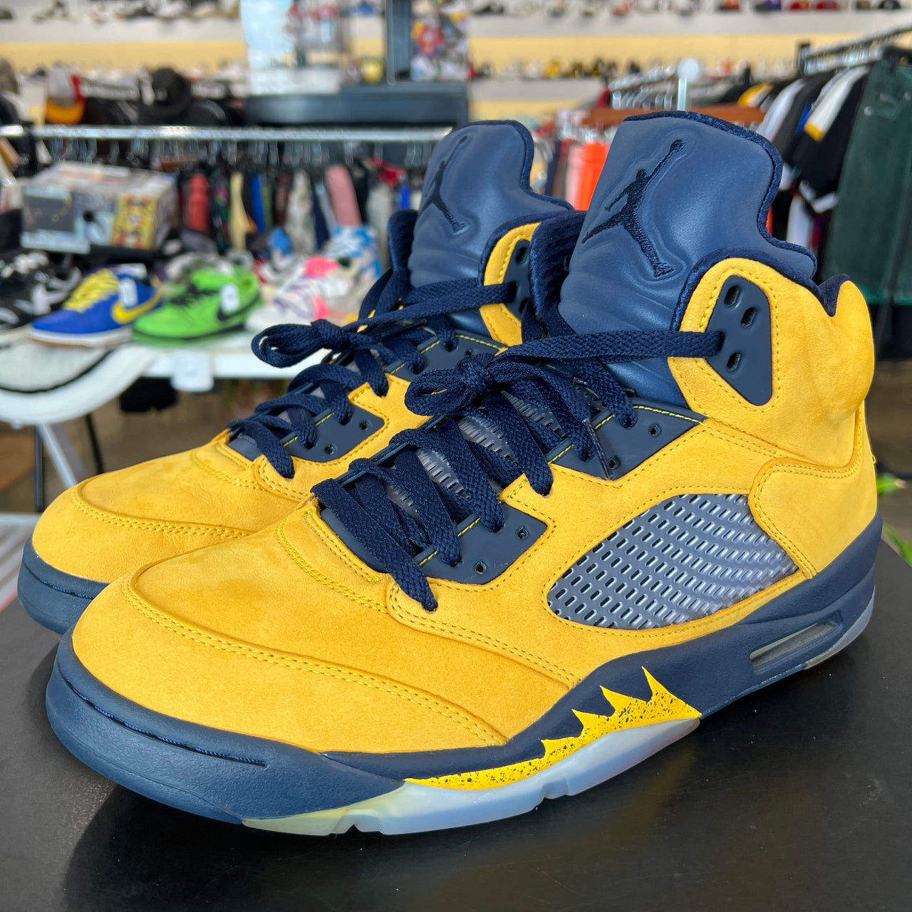 Air Jordan 5 Michigan (2019)