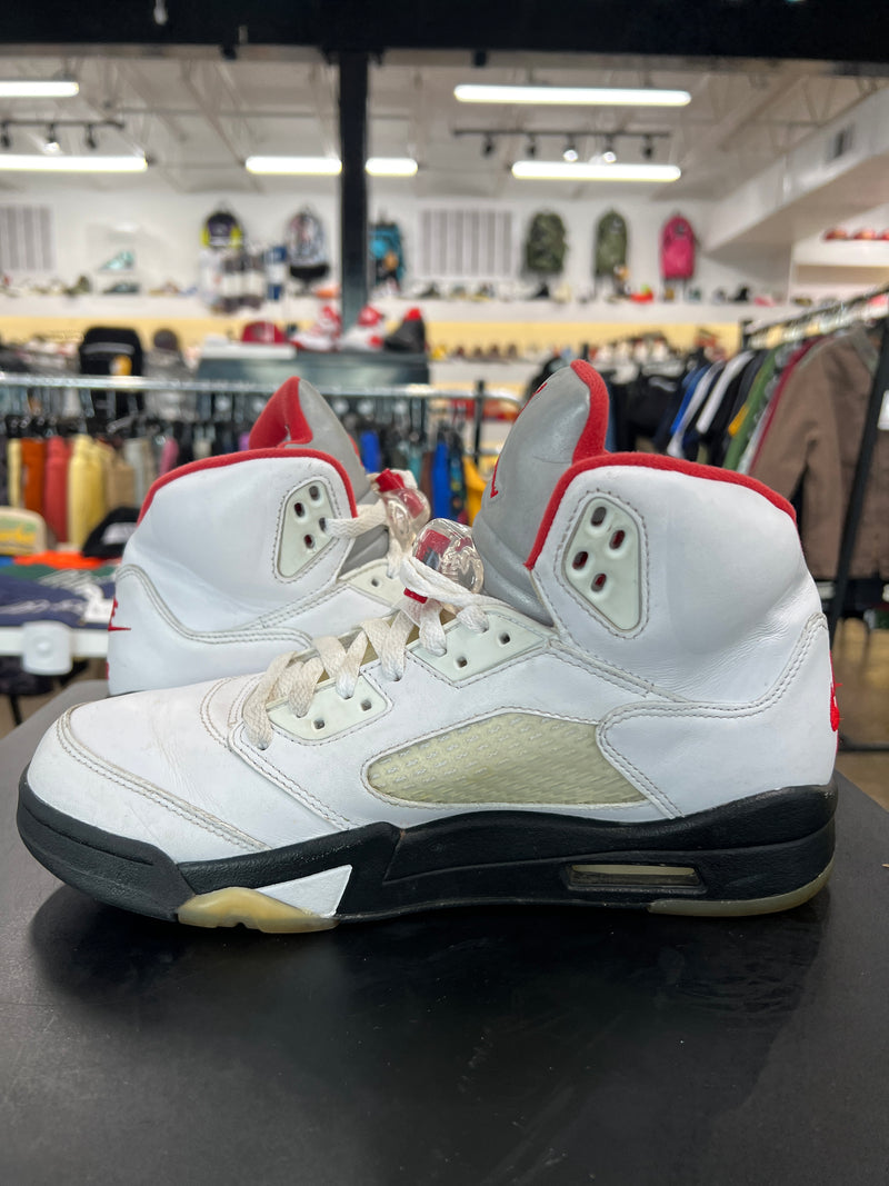 Air Jordan 5 Fire Red Silver Tongue (2020)