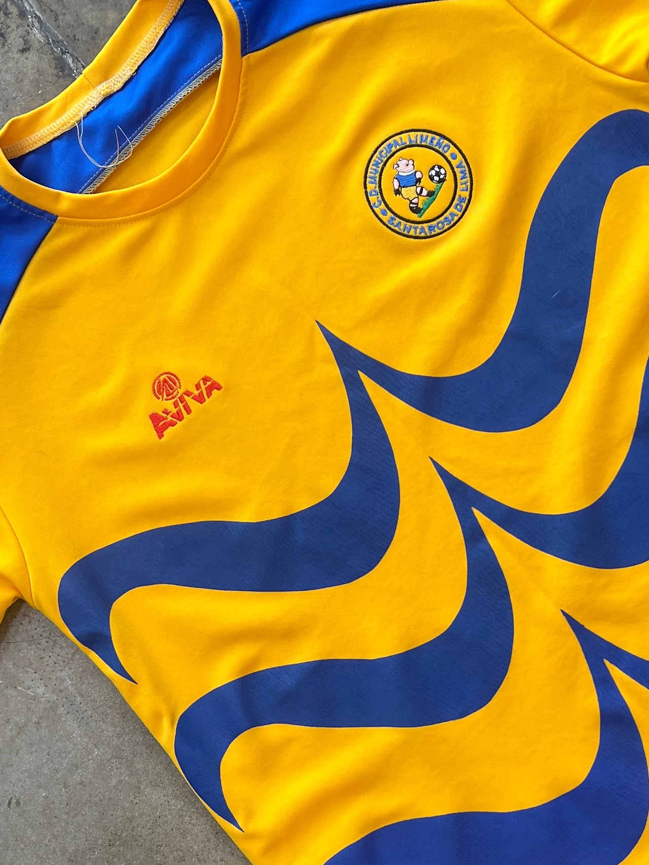 Aviva Rosa De Lima Cerdo Pig Soccer Club Jersey