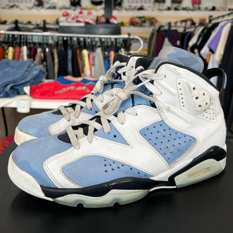 Air Jordan 6 UNC