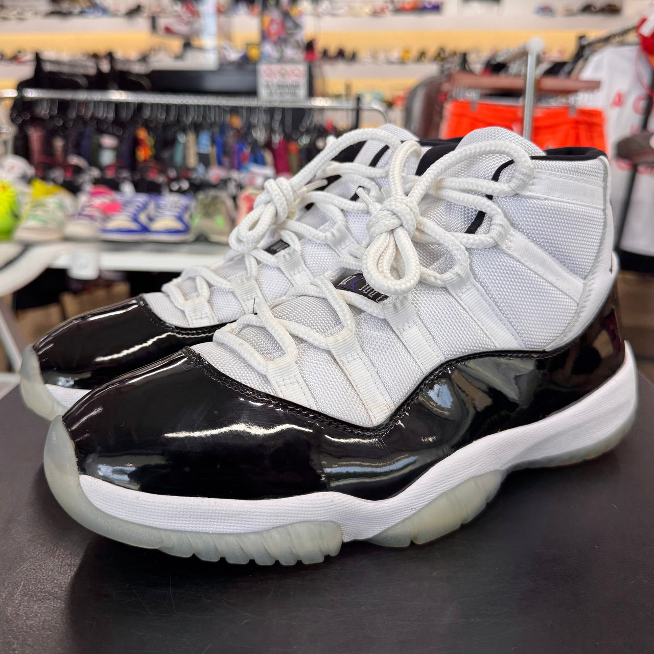 Air Jordan 11 Concord (2018)