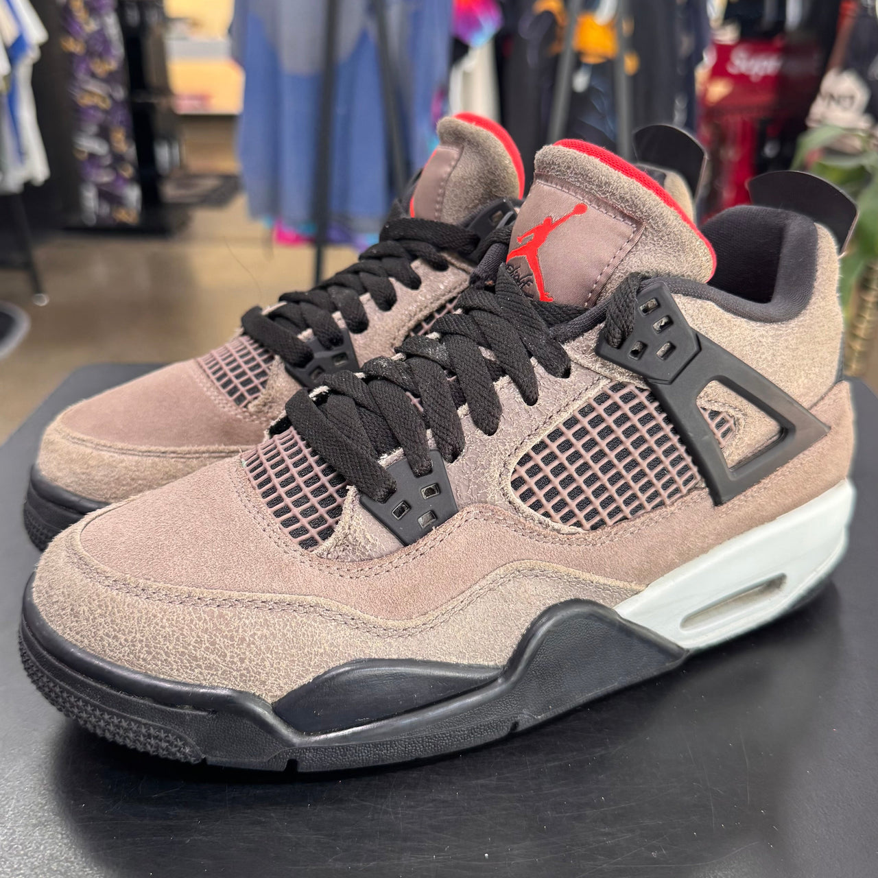 Air Jordan 4 Taupe Haze (2021)