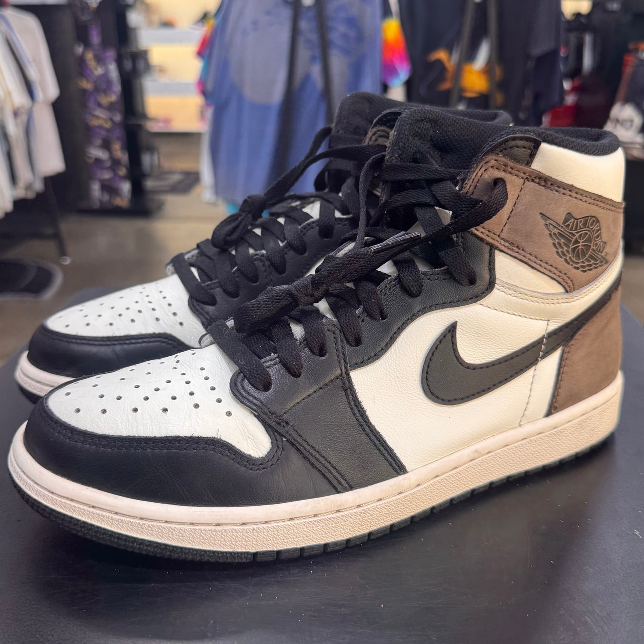 Air Jordan 1 High Dark Mocha (2020)