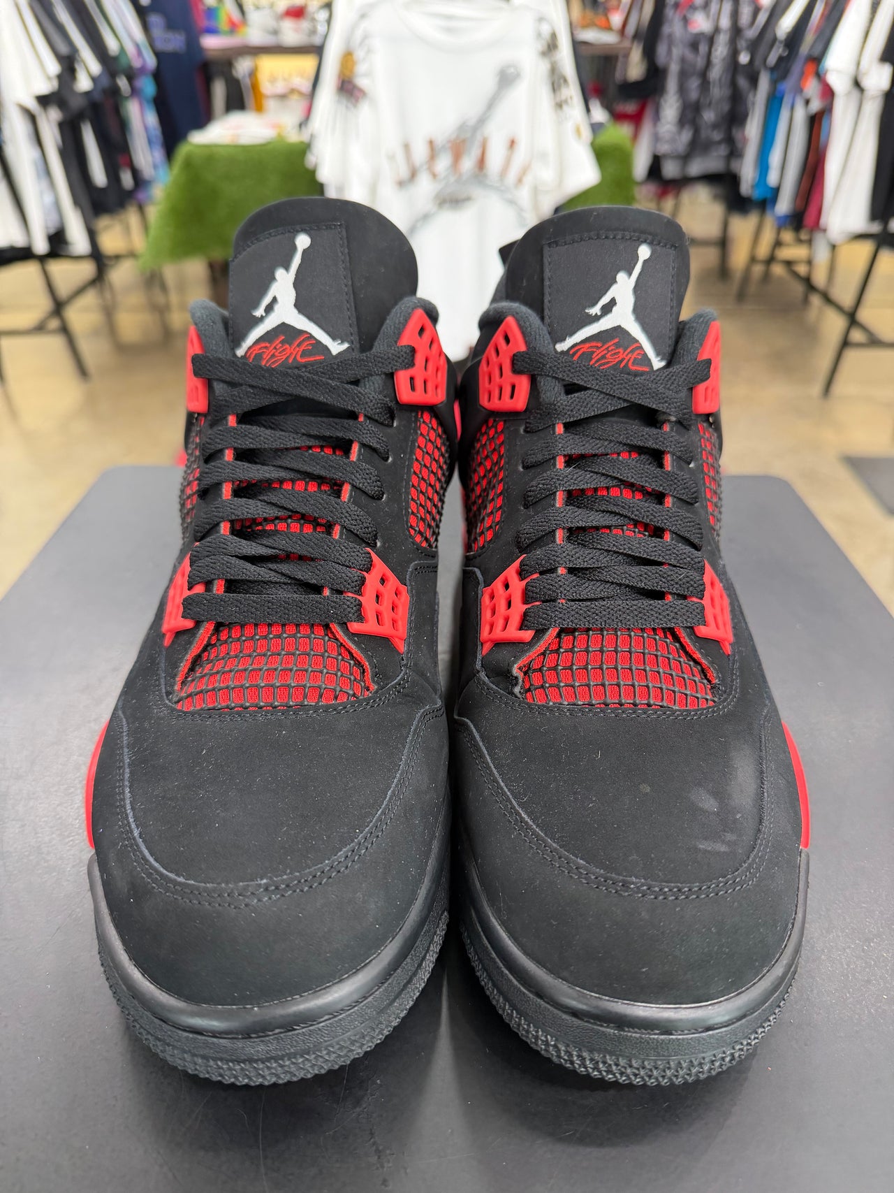 Air Jordan 4 Red Thunder (2022)