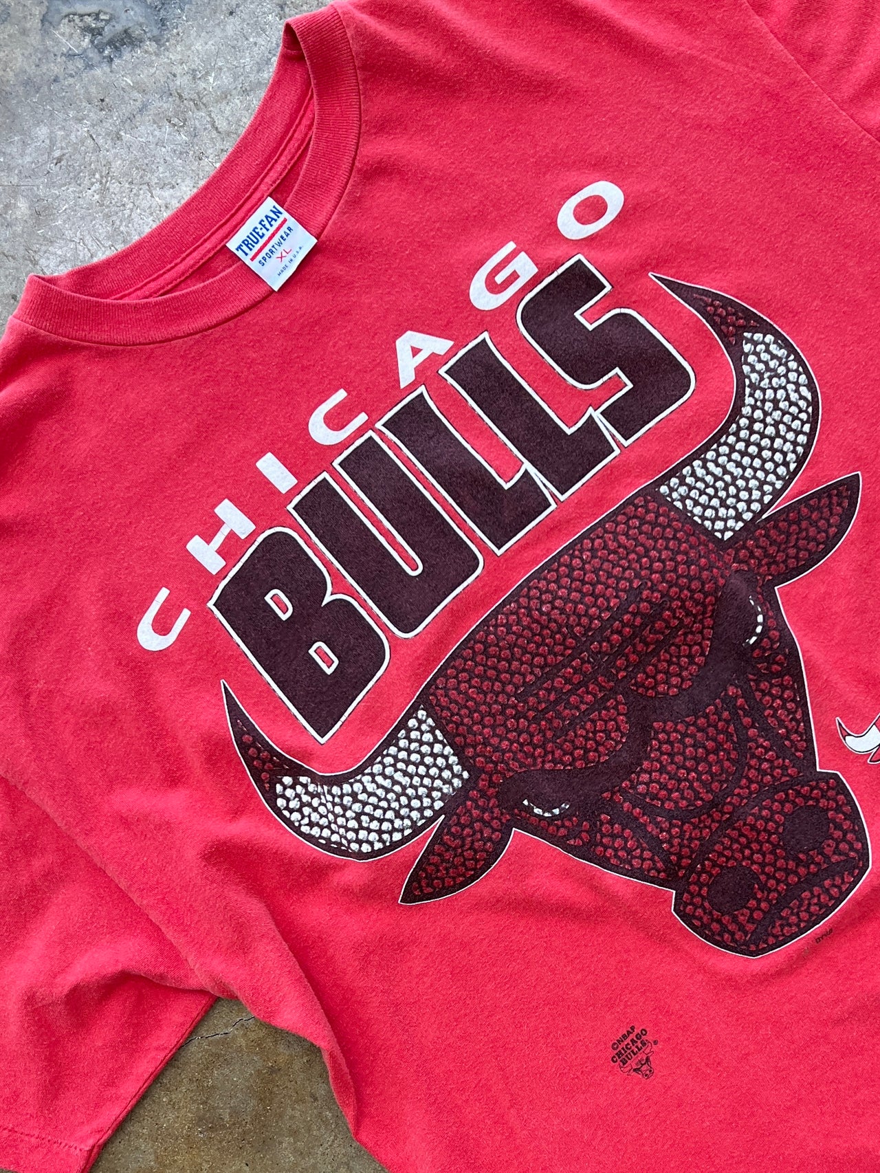 Chicago Bulls NBA Basketball Single Stitch True Fan Tee