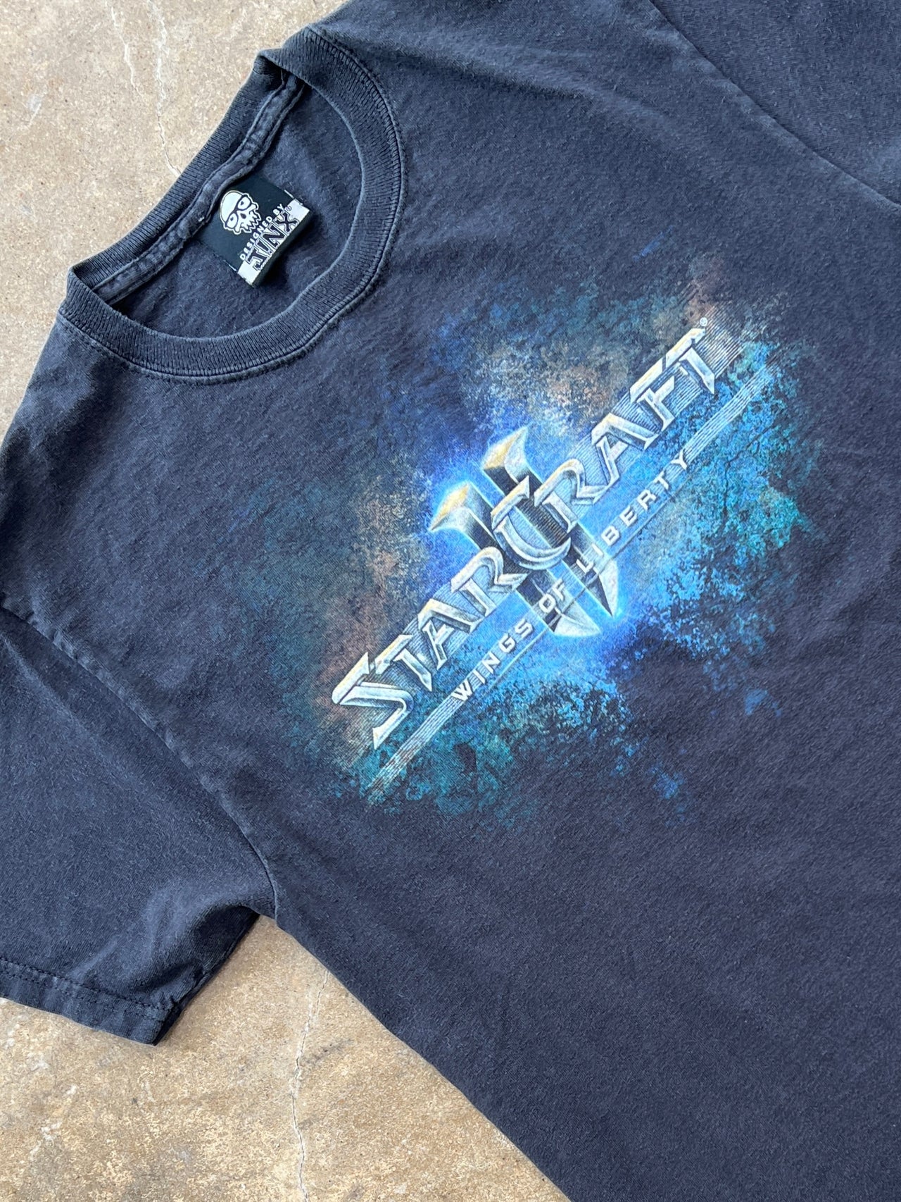 Y2K Star Craft Wings of Liberty Blizzard Entertainment Video Game Tee