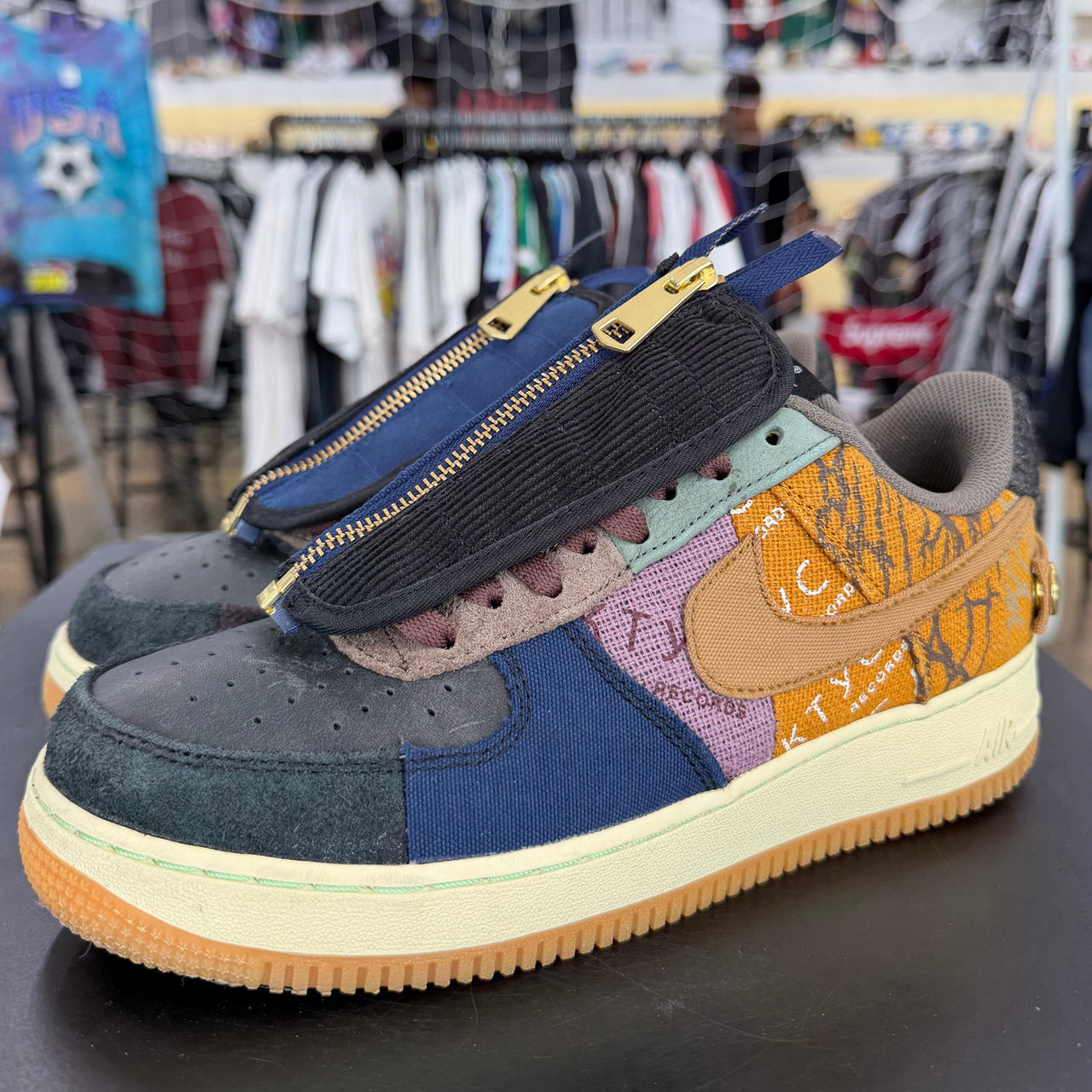 Nike Air Force 1 Low Travis Scott Cactus Jack (2019)