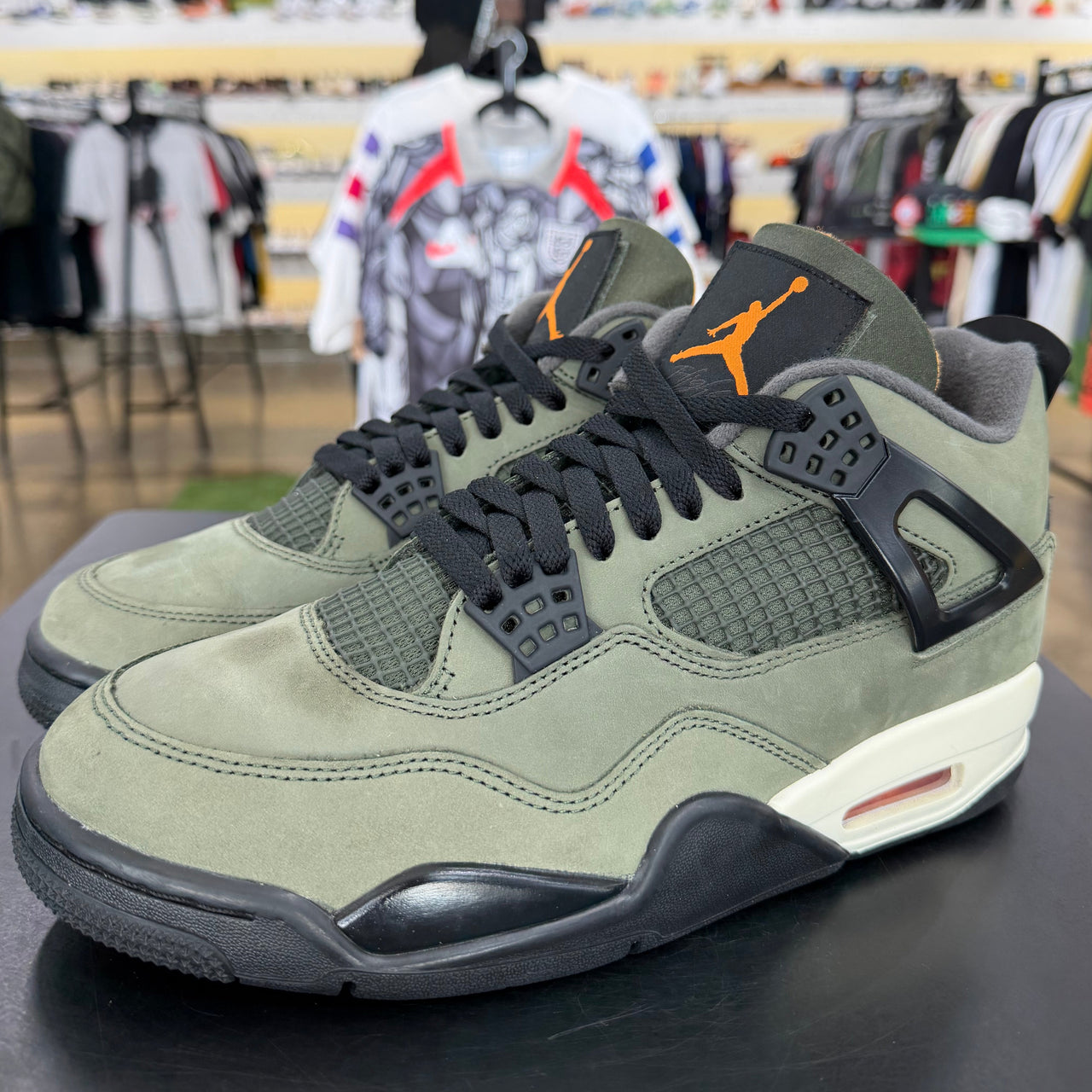Air Jordan 4 Undefeated (2025)