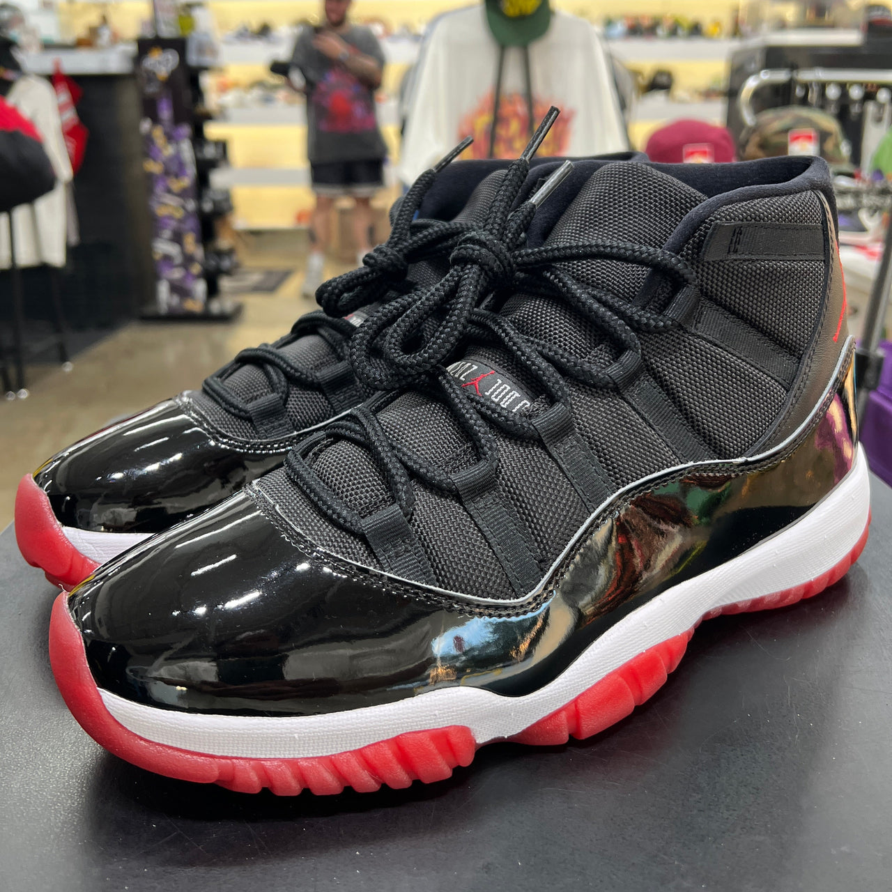 Air Jordan 11 Bred (2019)