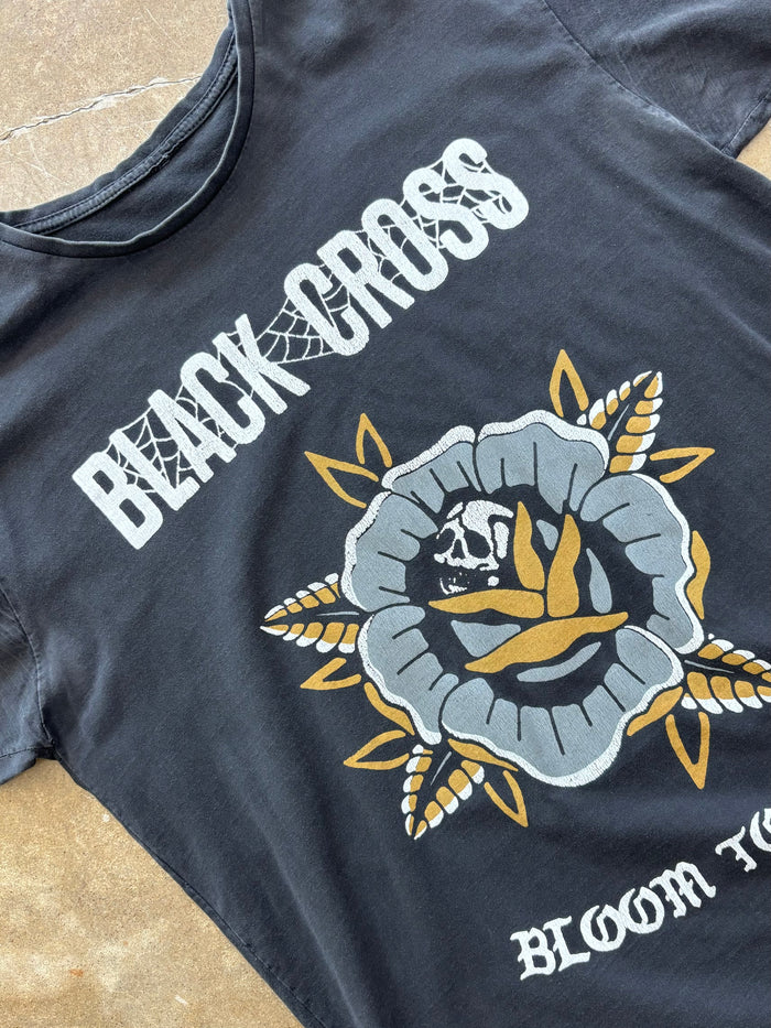 Black Cross Bloom Decay Flower Tee Large