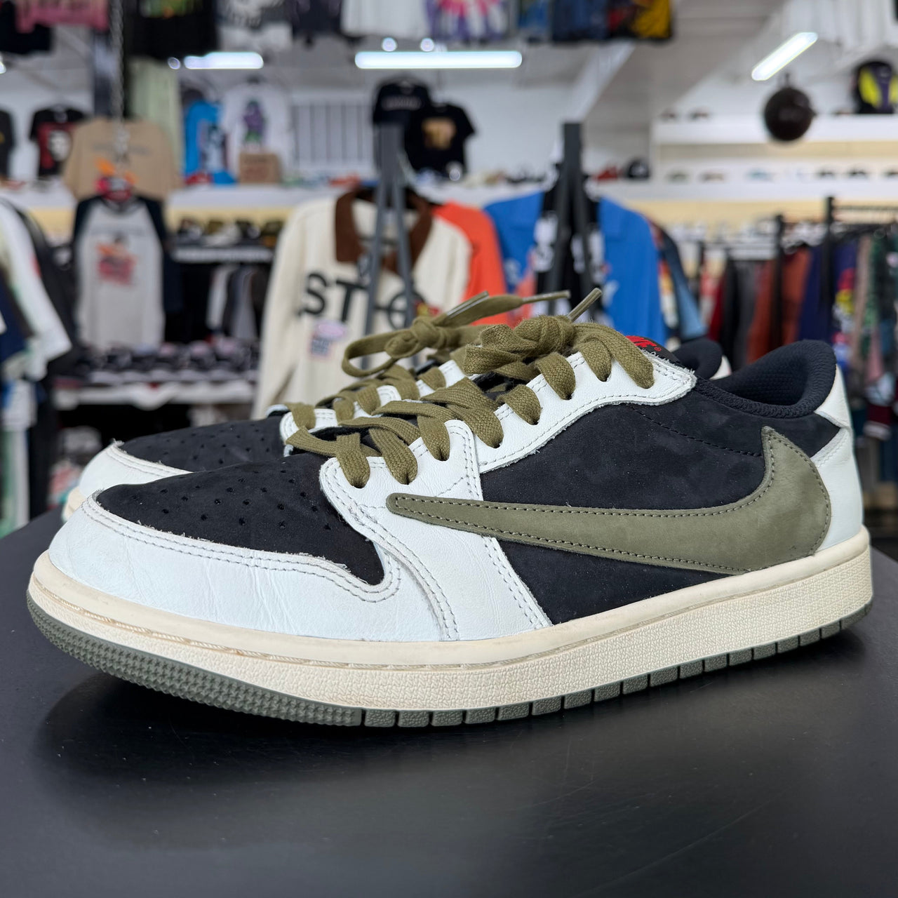Air Jordan 1 Low Travis Scott Olive (2023)