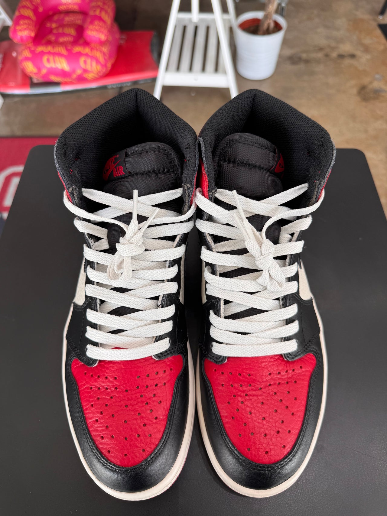 Air Jordan 1 Bred Toe (2018)